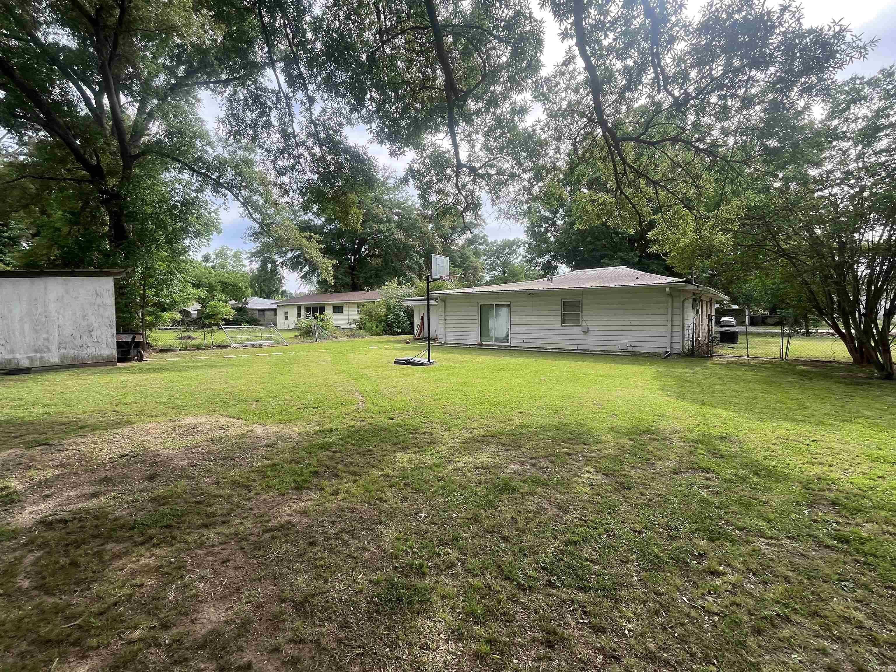 105 S Peterson St  Dumas, AR