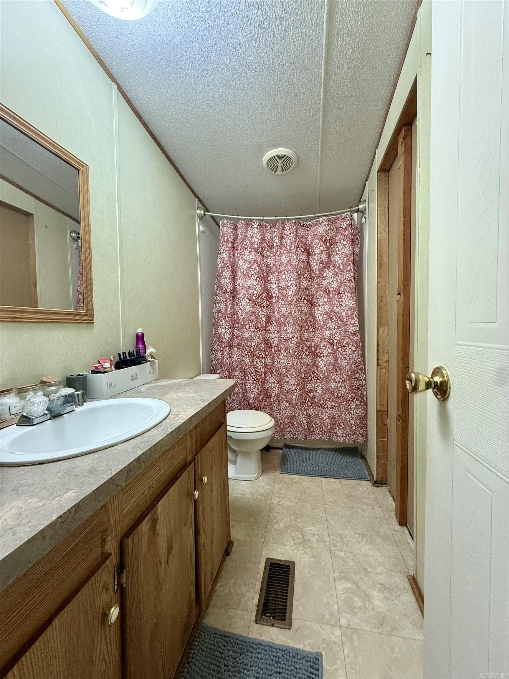 1058 NE 1st  Bearden, AR