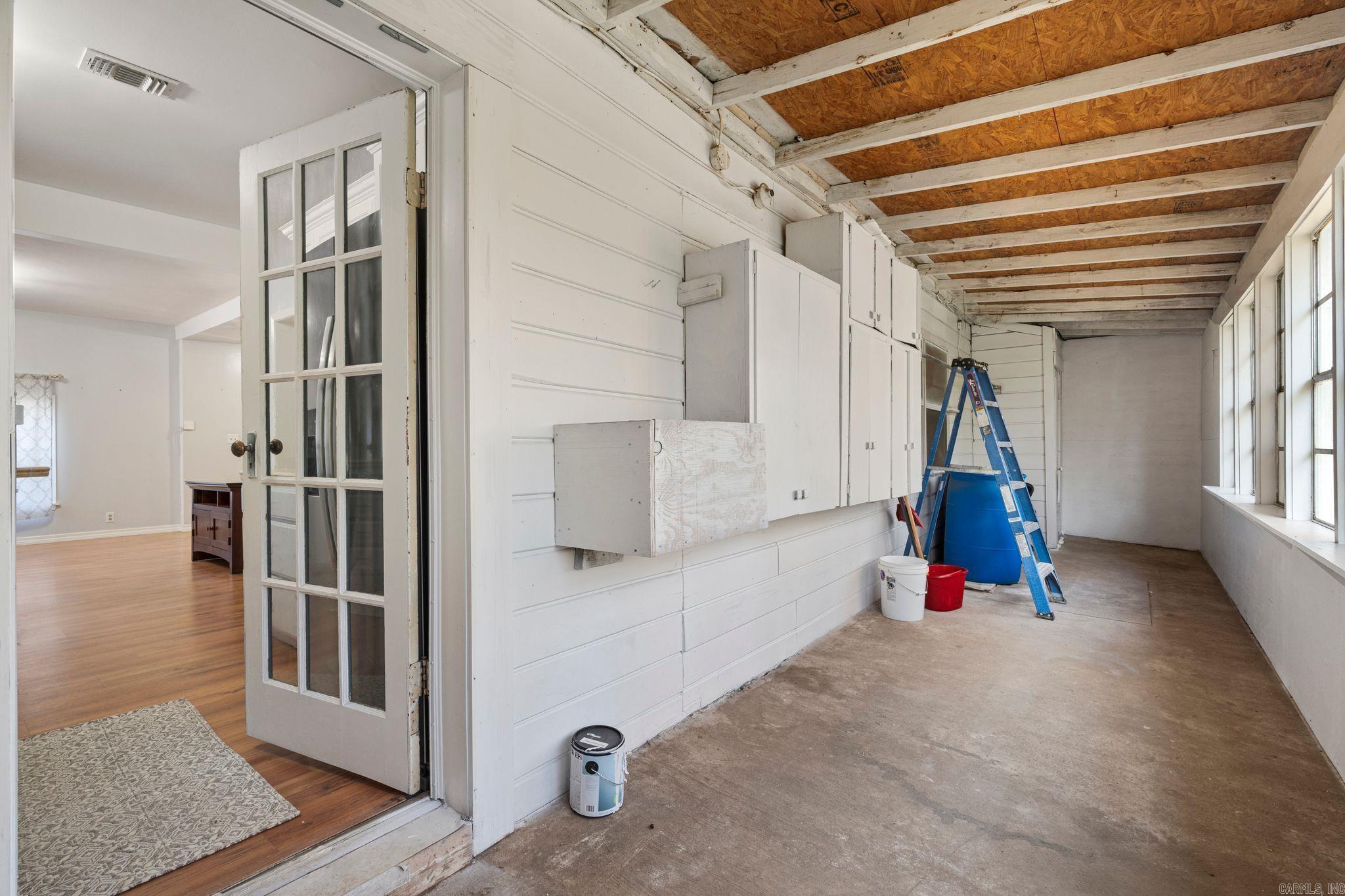 606 N Roseville St  Altus, AR