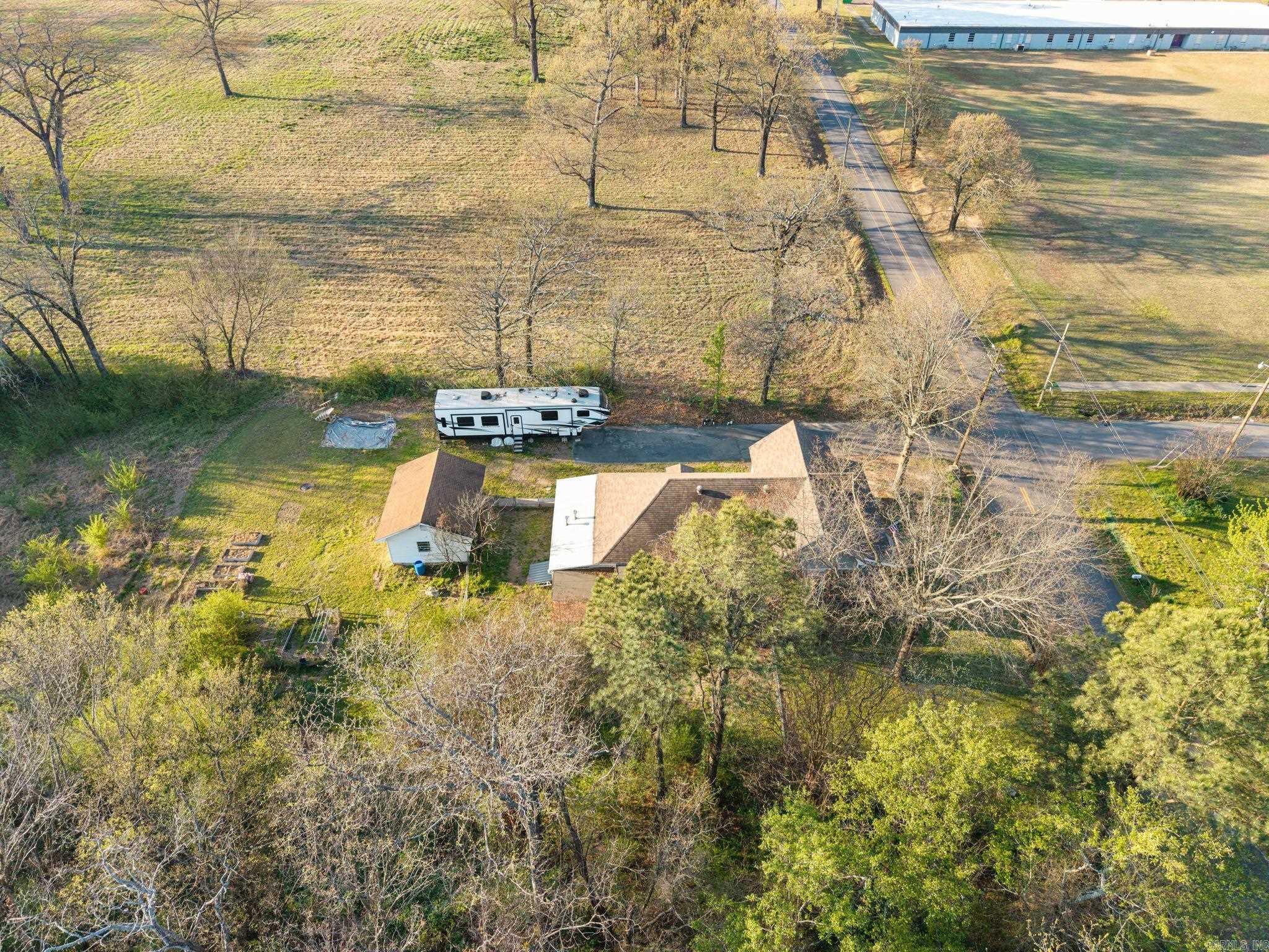 606 N Roseville St  Altus, AR