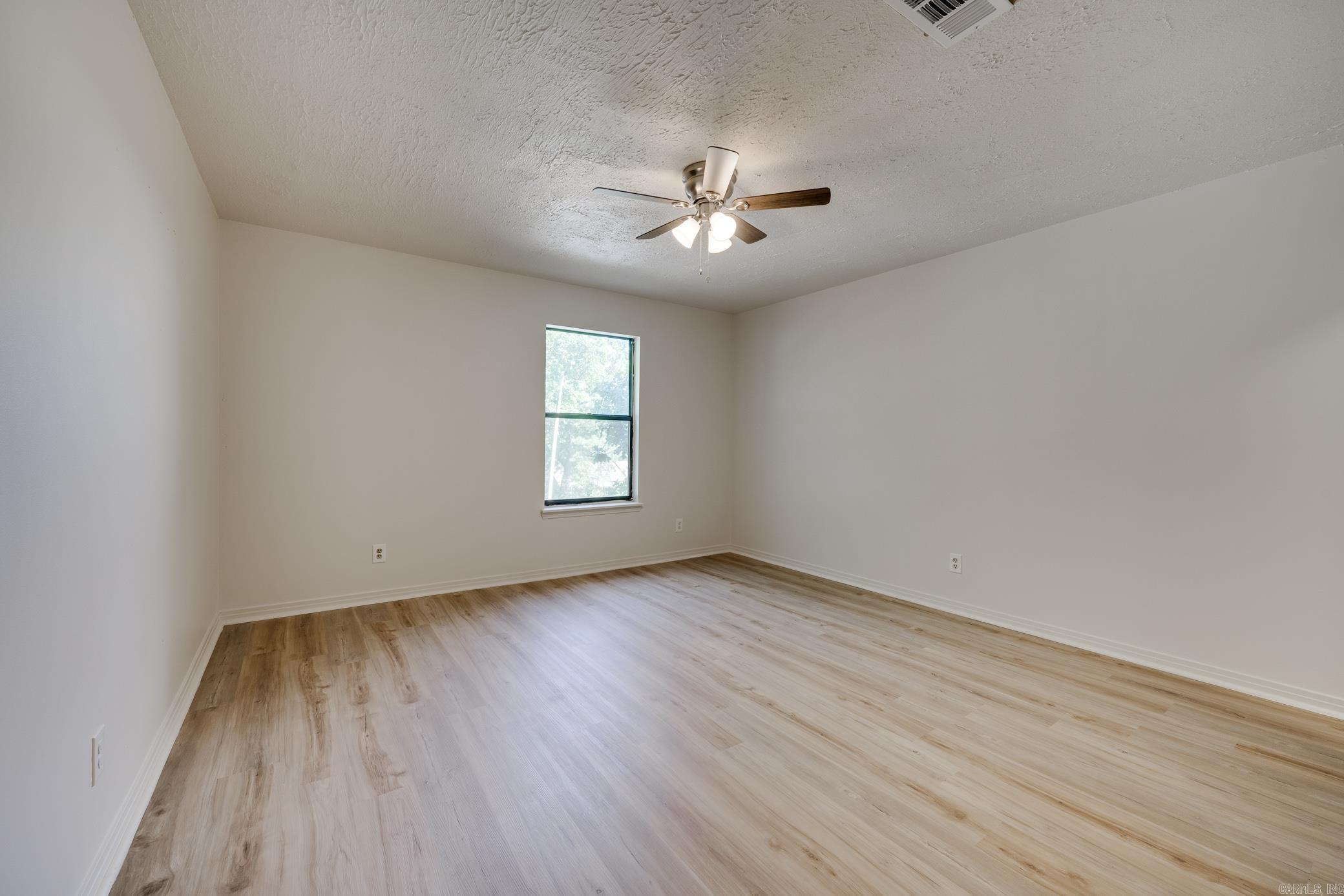 10 Garnet Ct  Little Rock, AR