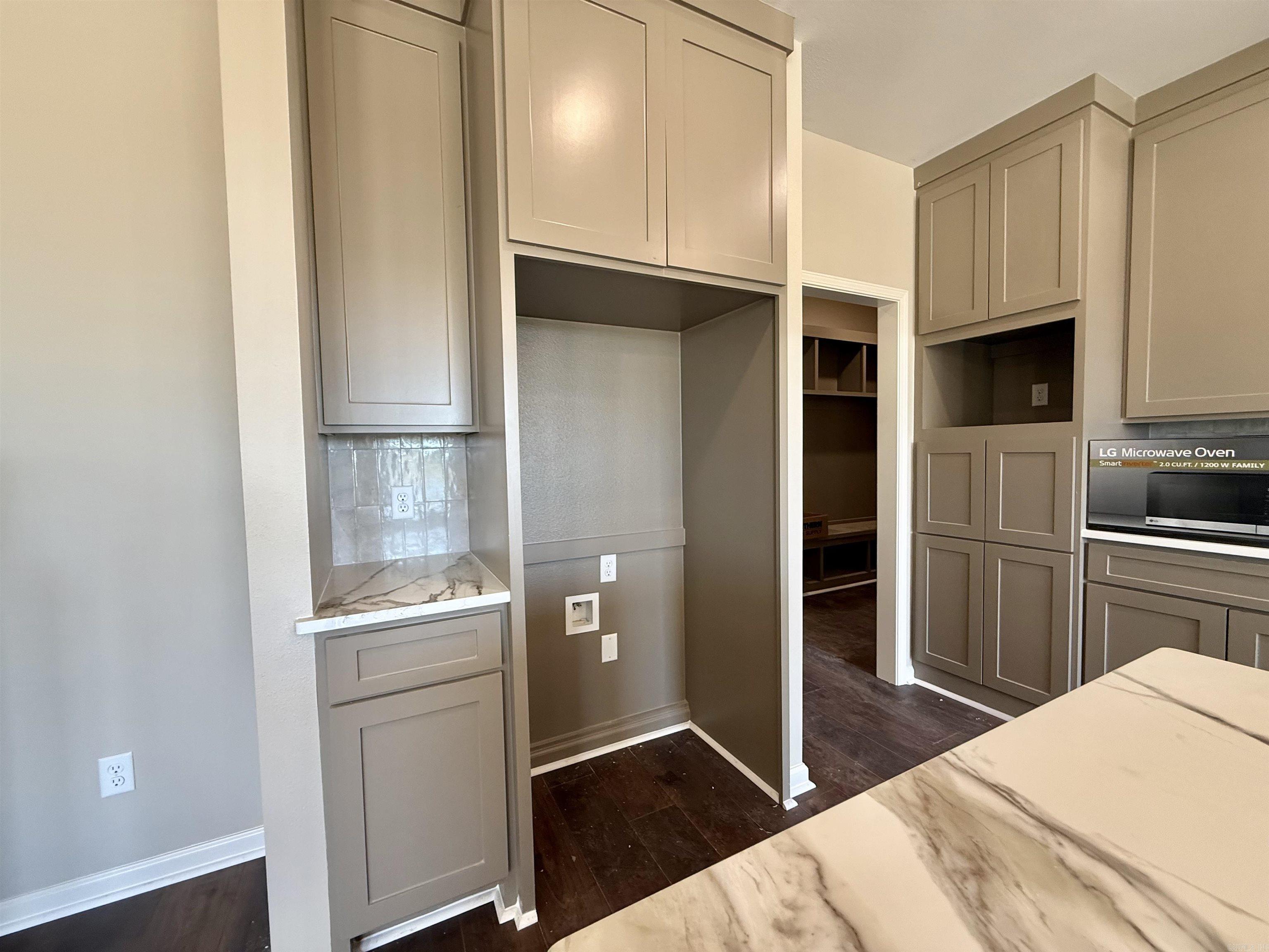 4015 Creek Top  Bauxite, AR