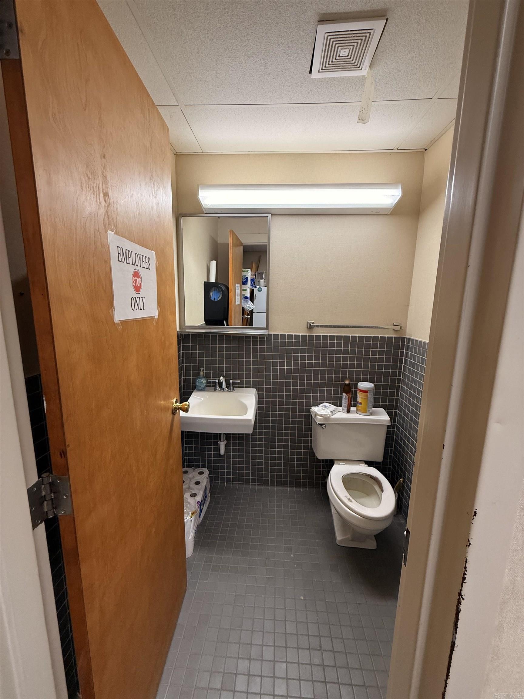 810 Newman Dr Suite B  Helena, AR