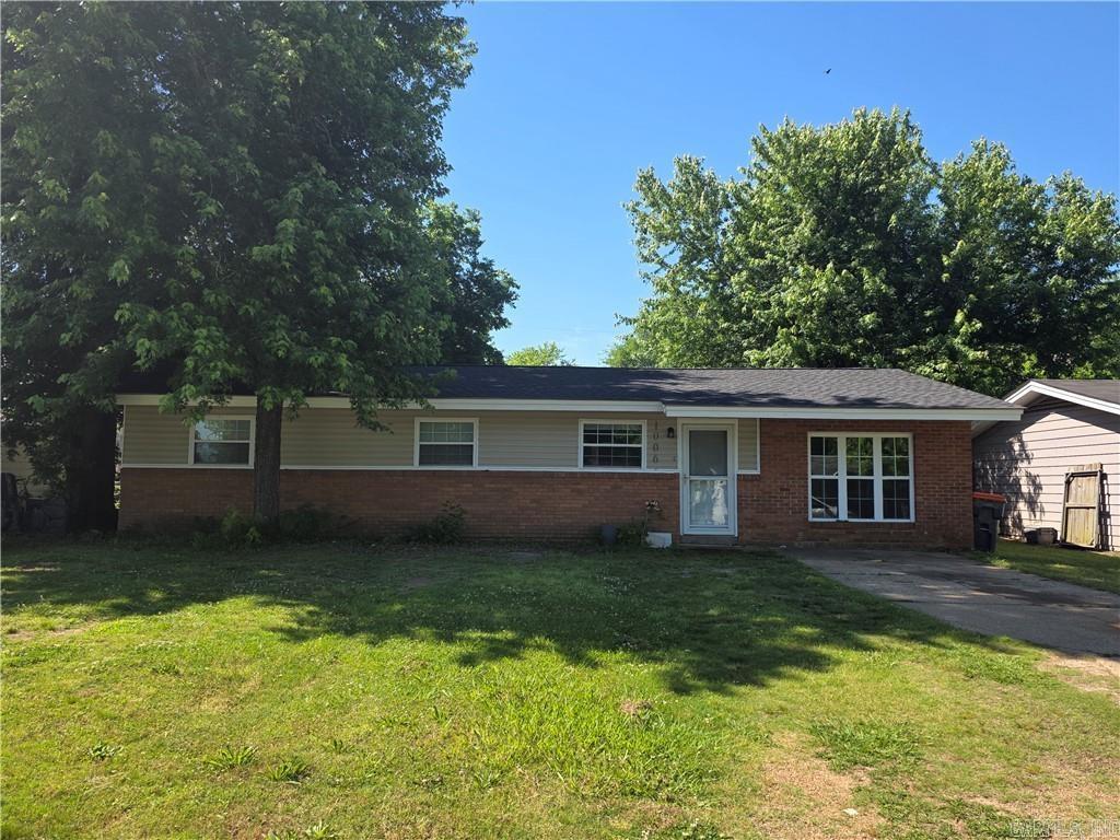 1006 E H  Russellville, AR