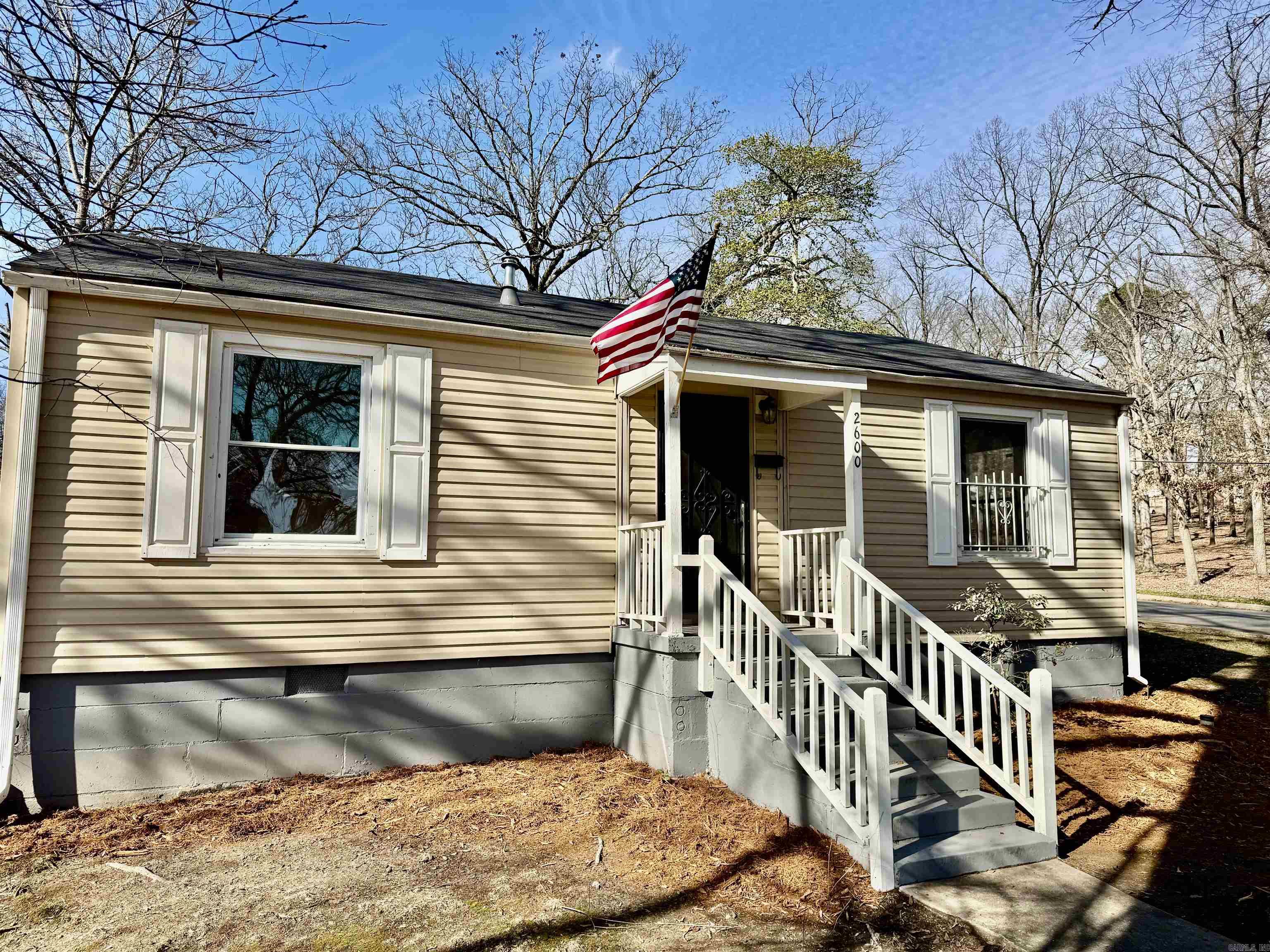 2600 S Van Buren  Little Rock, AR