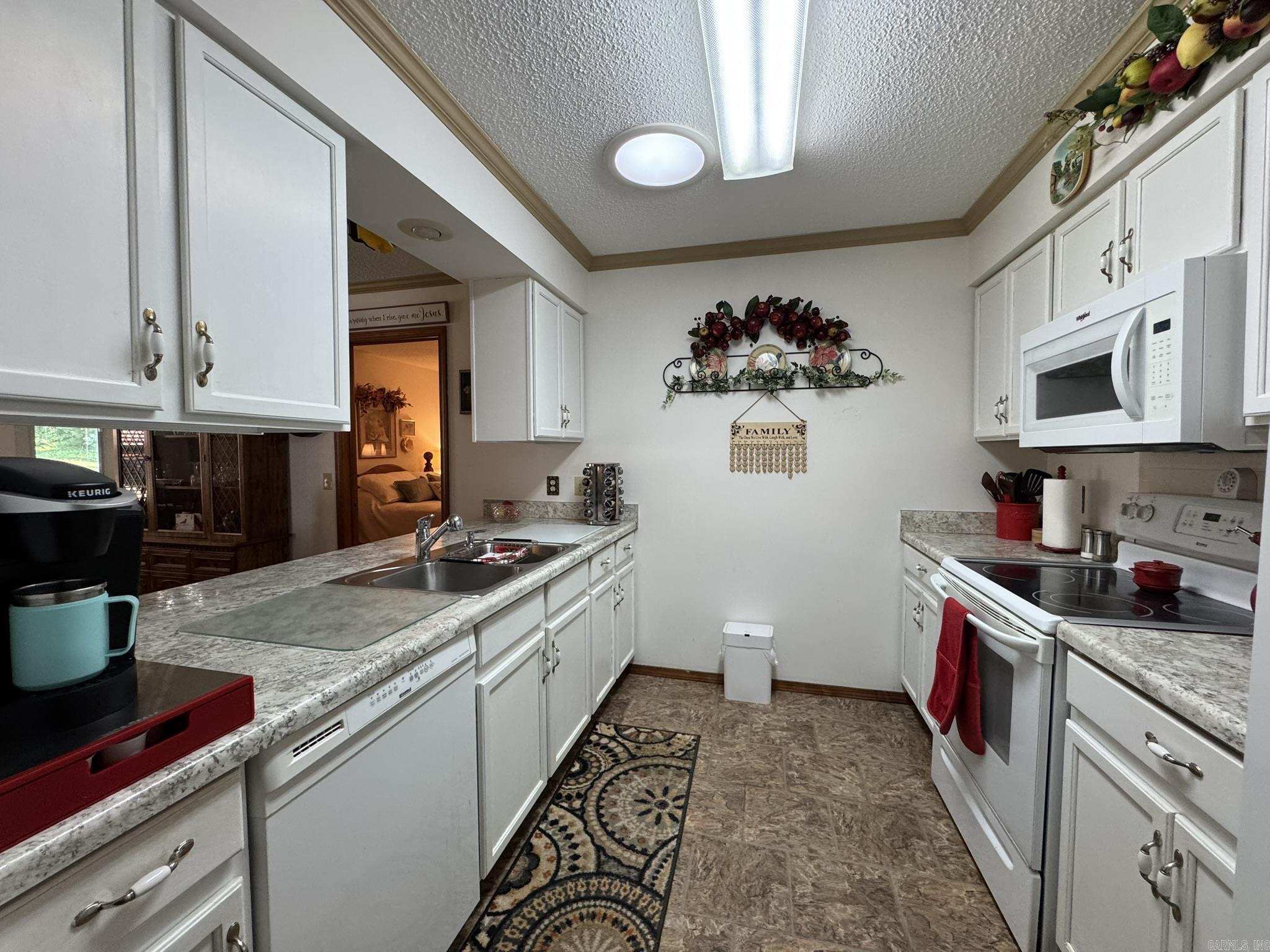 1586 Meadowhill  Mountain Home, AR