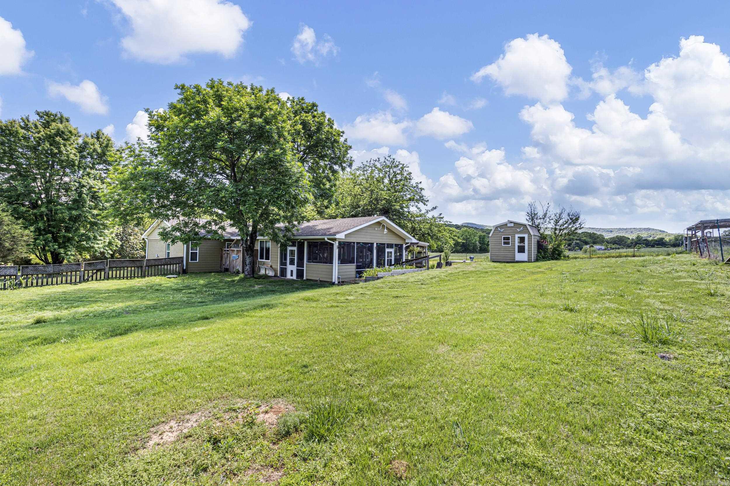 148 Shady  Russellville, AR