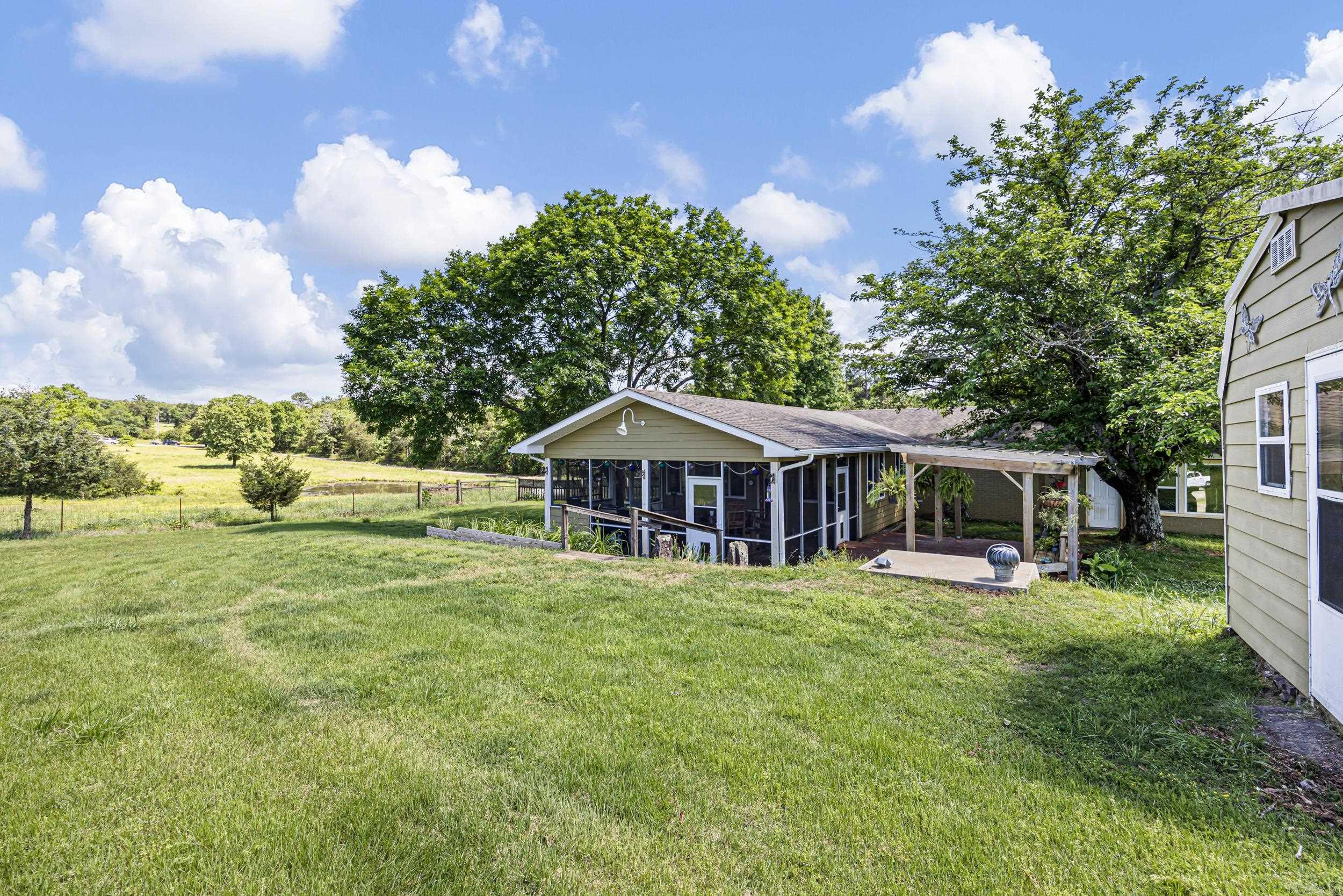 148 Shady  Russellville, AR