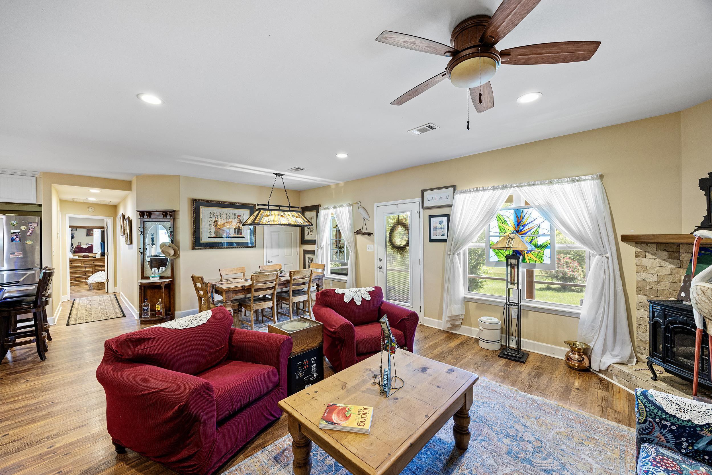 148 Shady  Russellville, AR