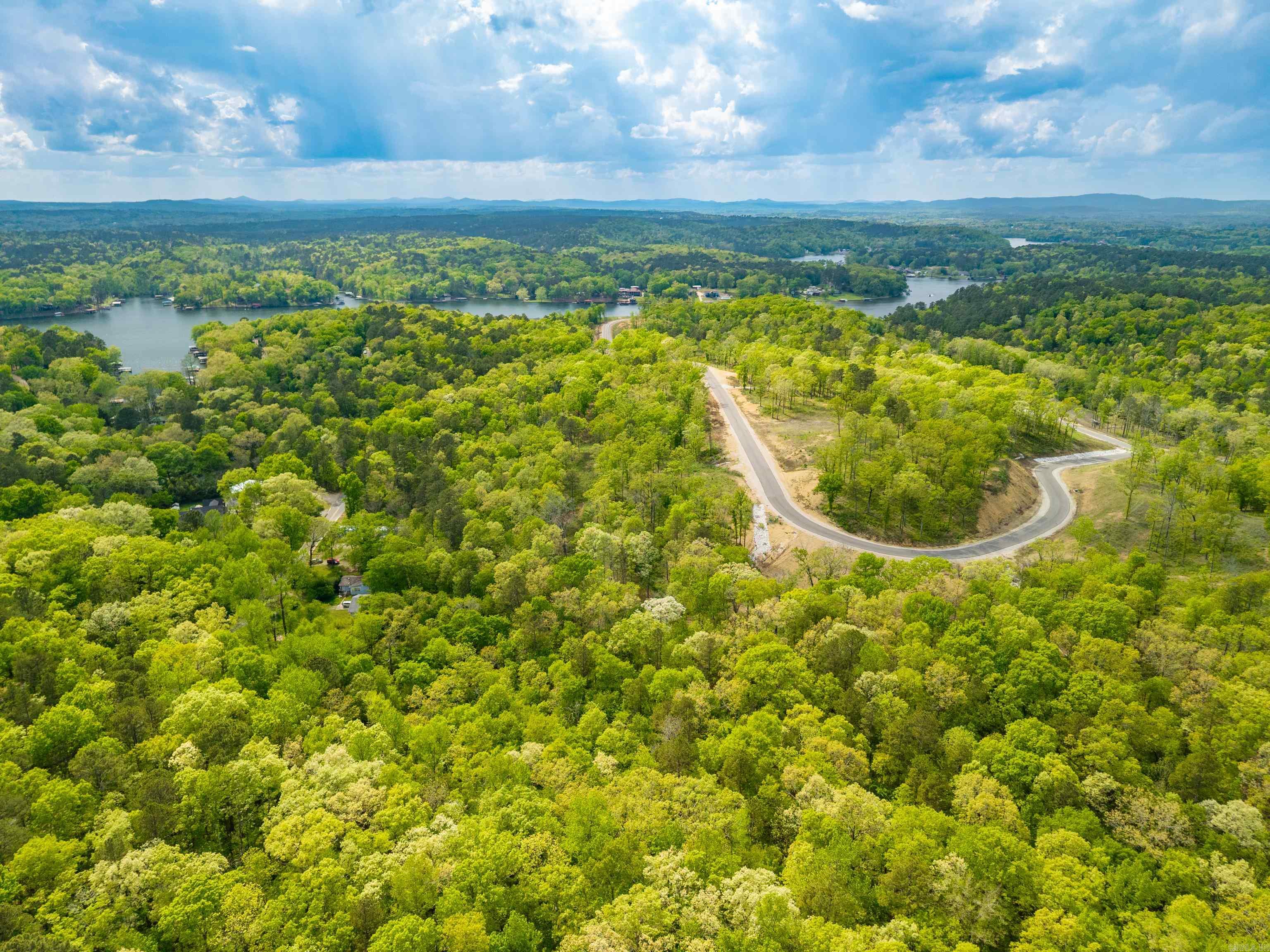 15 Neyland Way  Hot Springs, AR