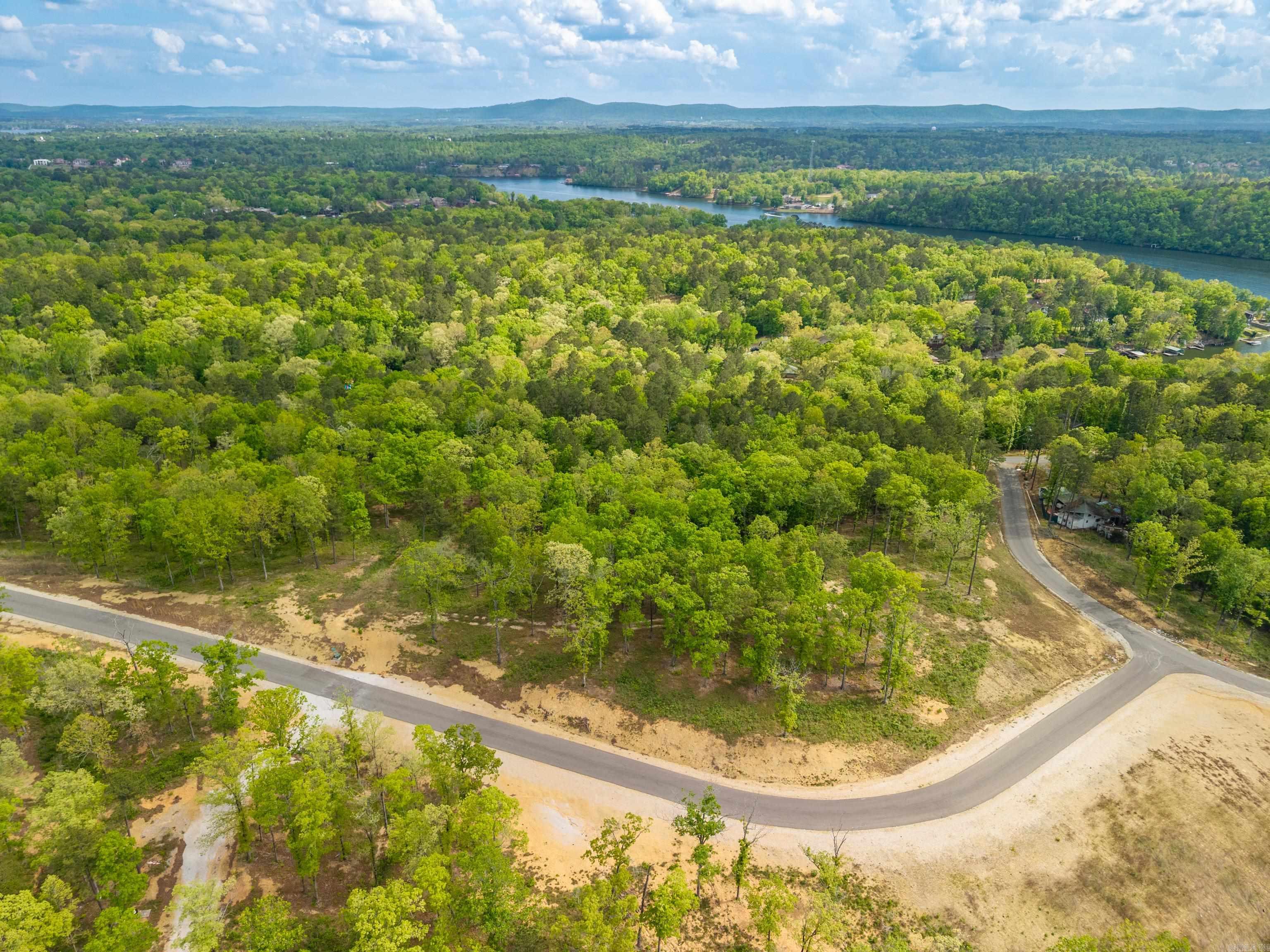 18 Neyland Way  Hot Springs, AR