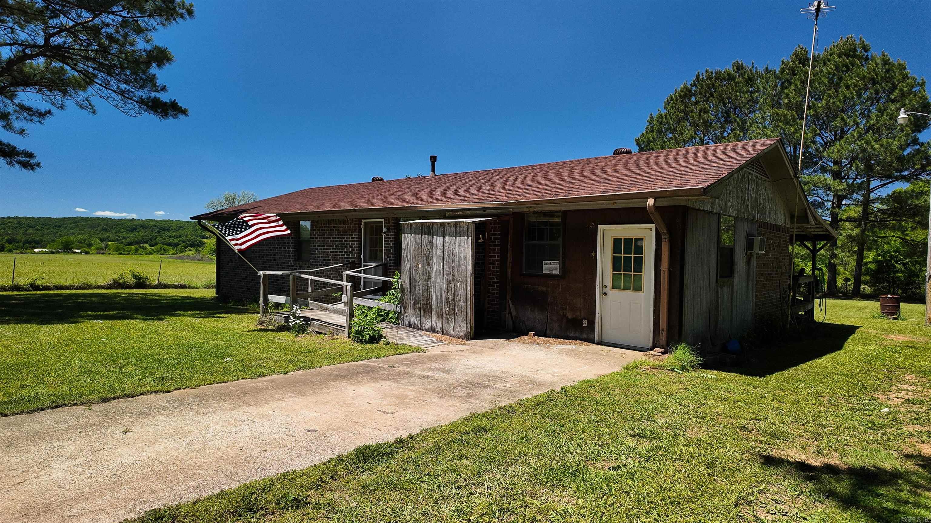 193 Mahan  Center Ridge, AR