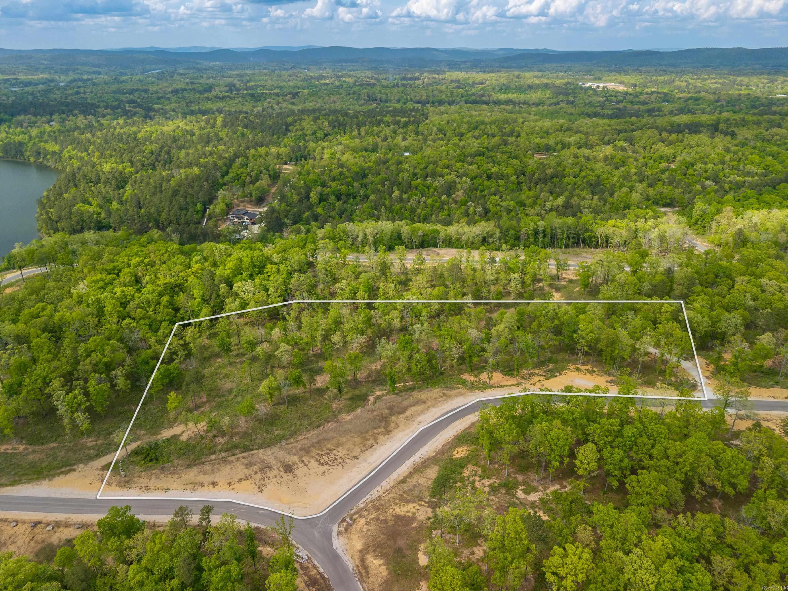 20 Neyland Way  Hot Springs, AR