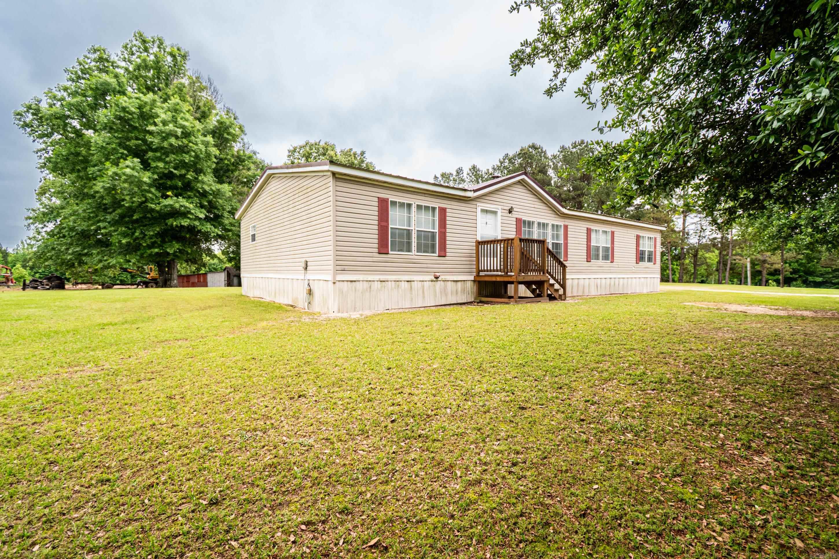 153 Highway 160  Hermitage, AR