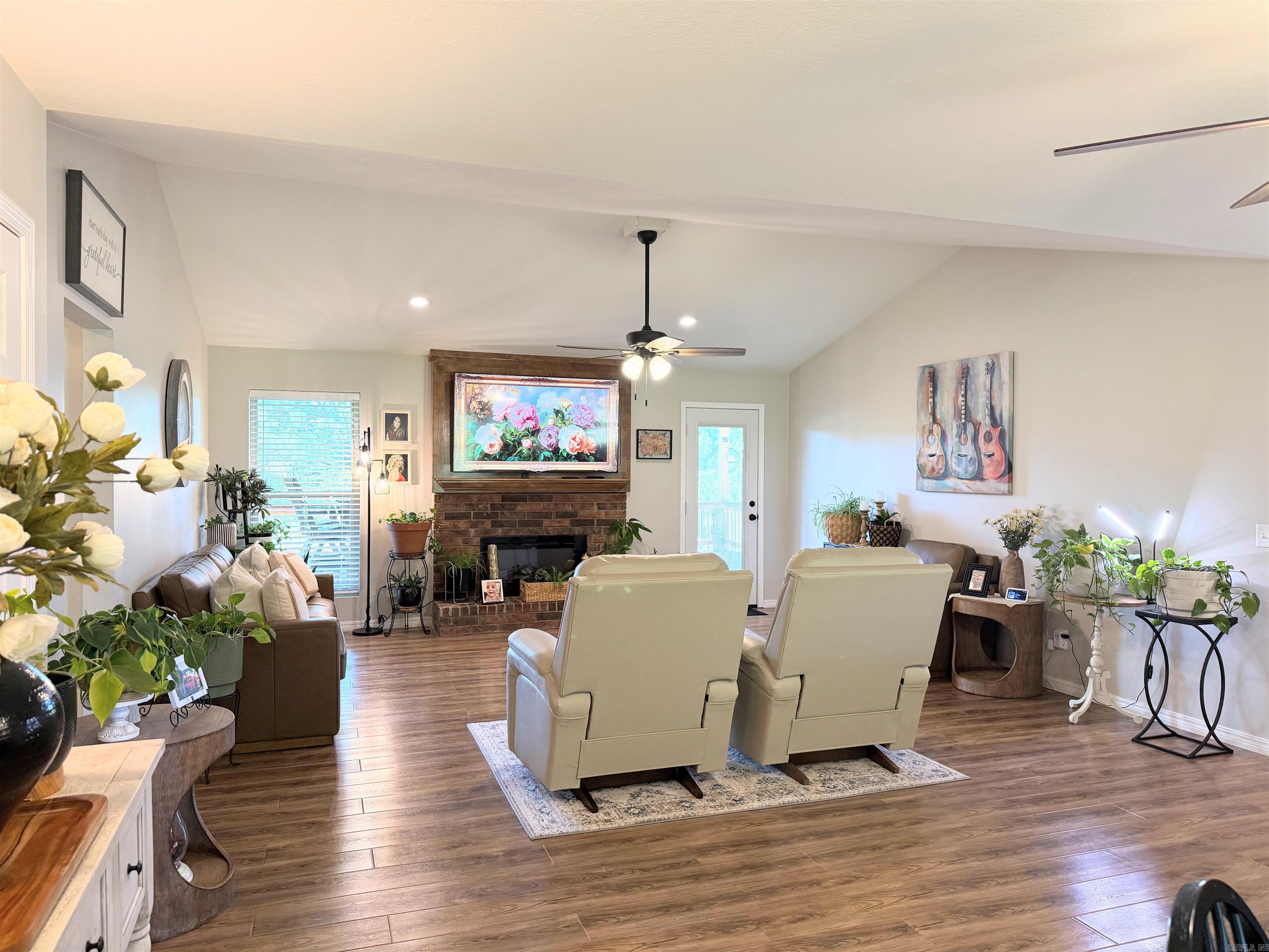 111 Alma  Clarksville, AR