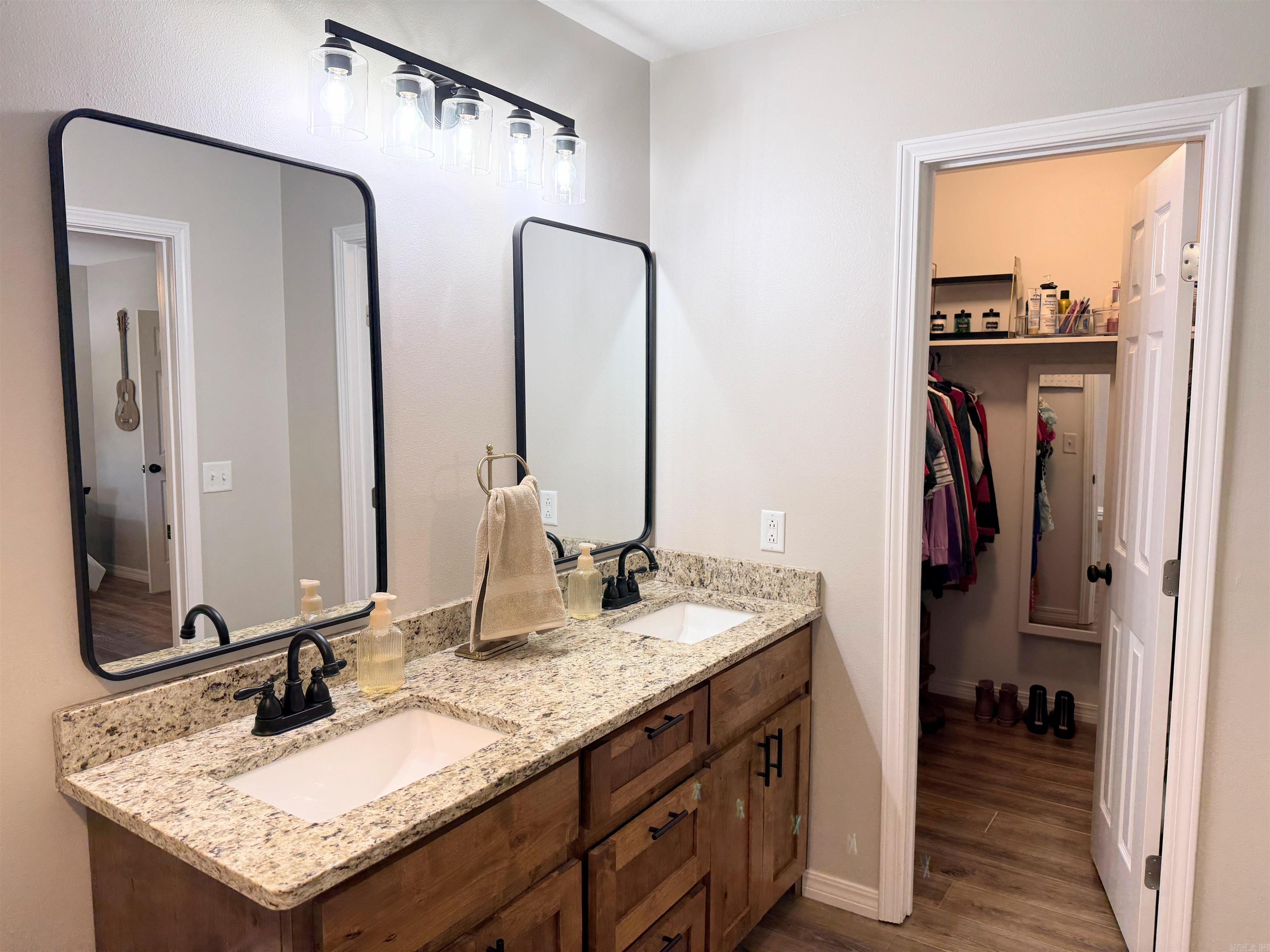 111 Alma  Clarksville, AR