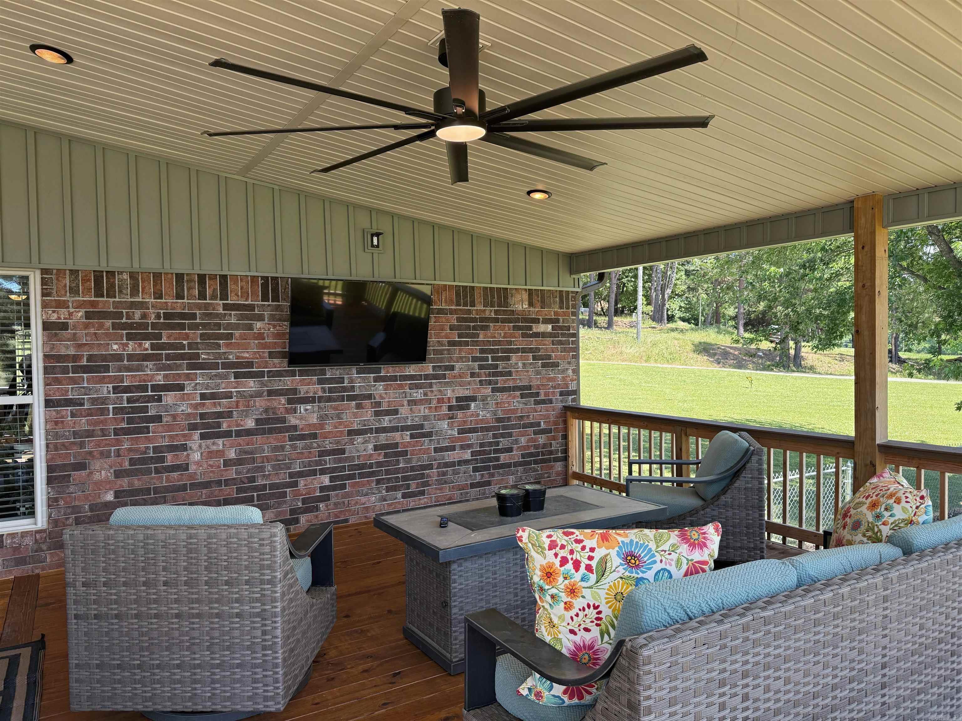 111 Alma  Clarksville, AR