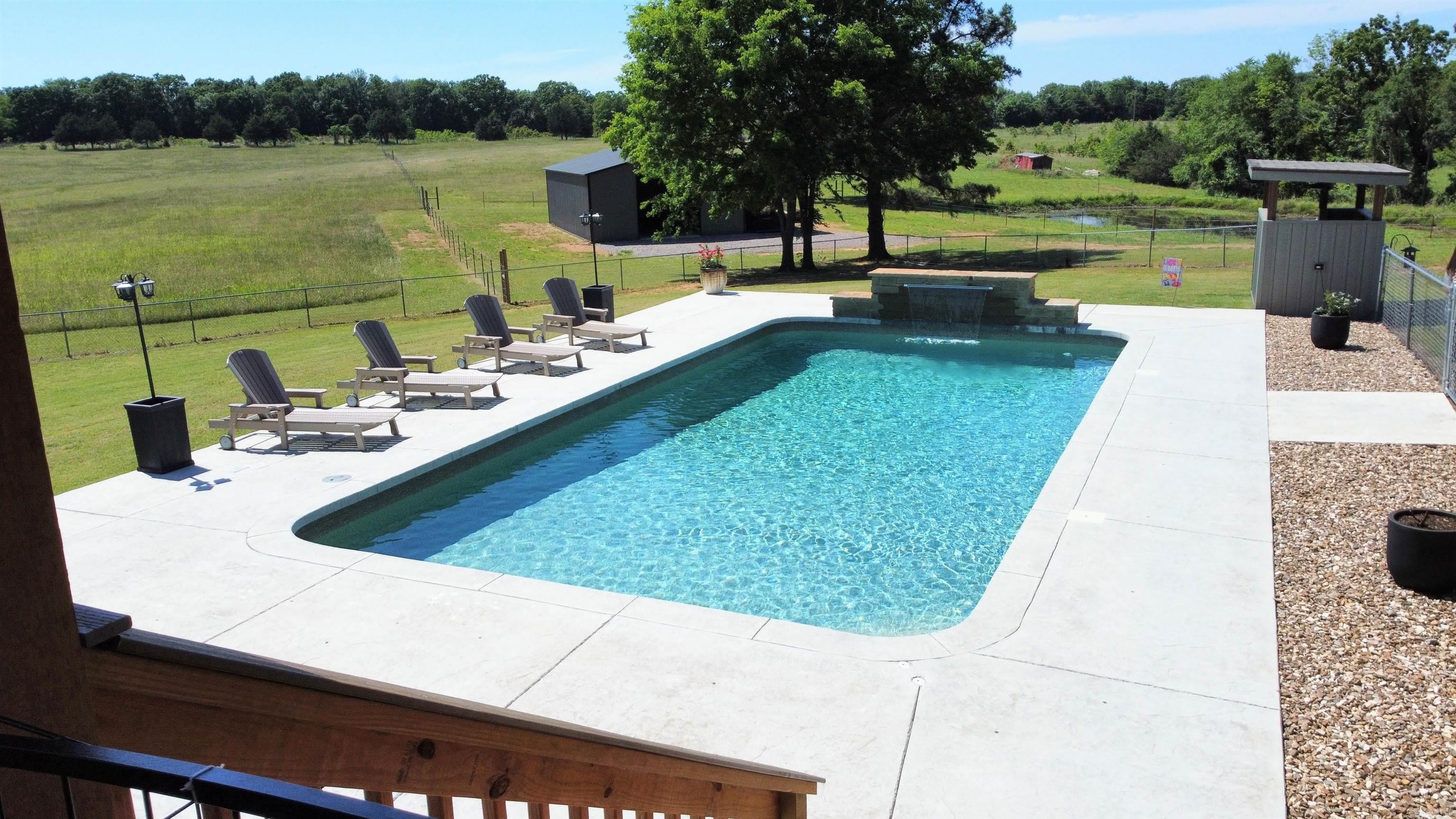 111 Alma  Clarksville, AR