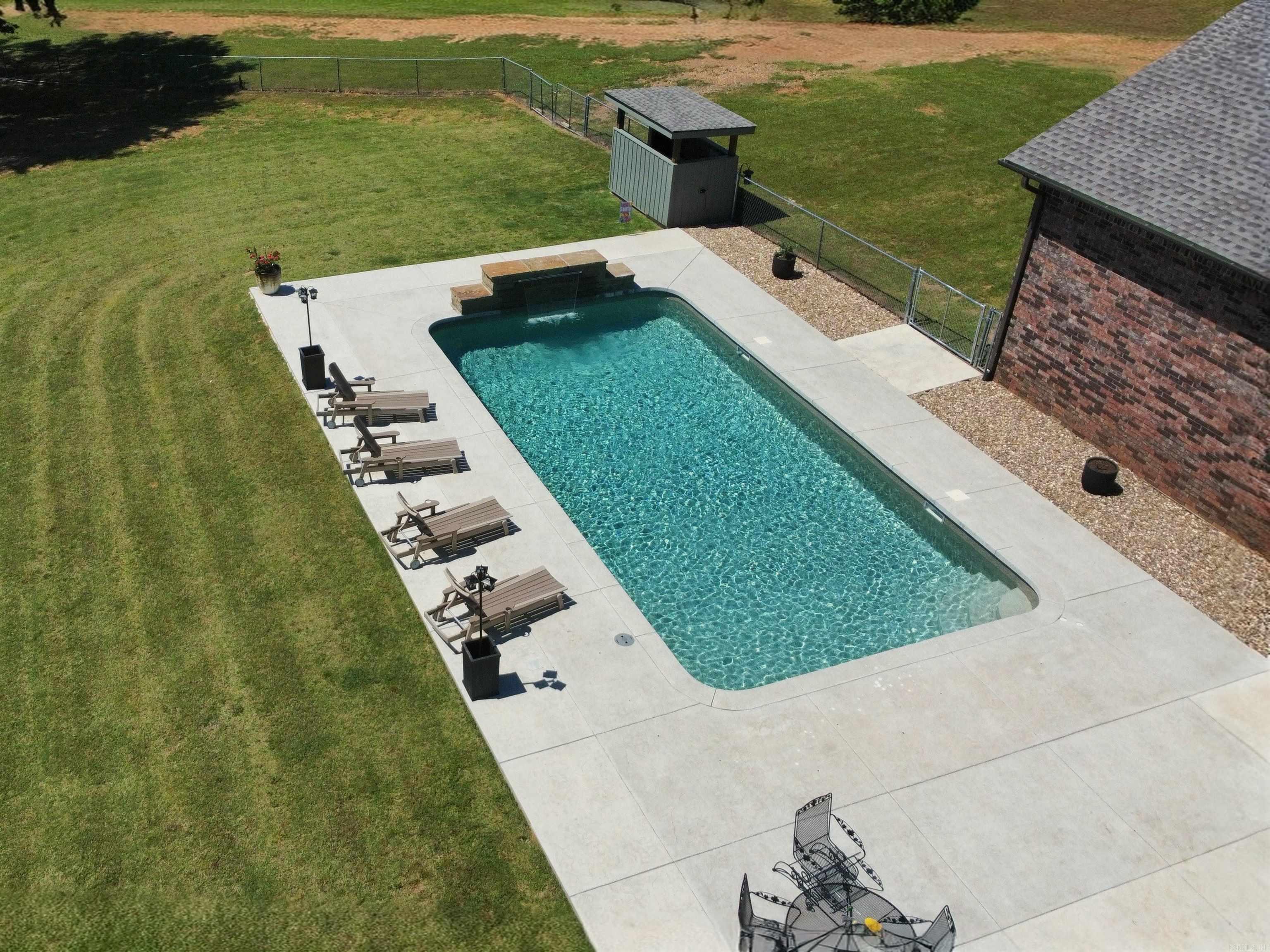 111 Alma  Clarksville, AR