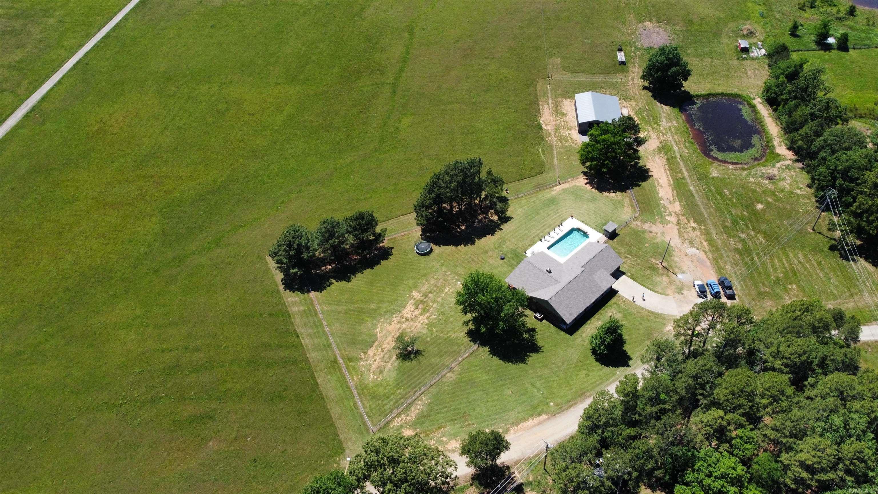 111 Alma  Clarksville, AR