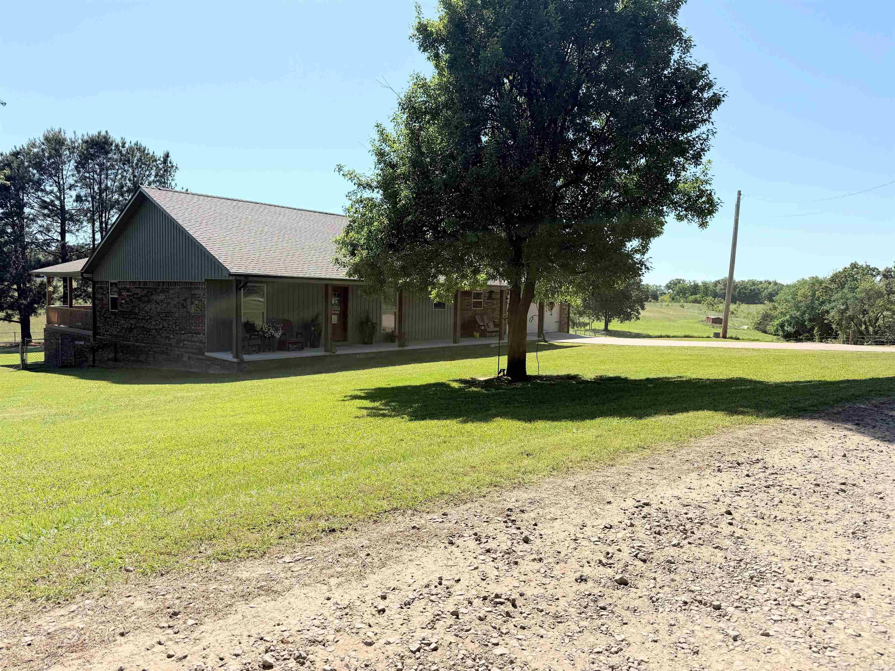 111 Alma  Clarksville, AR