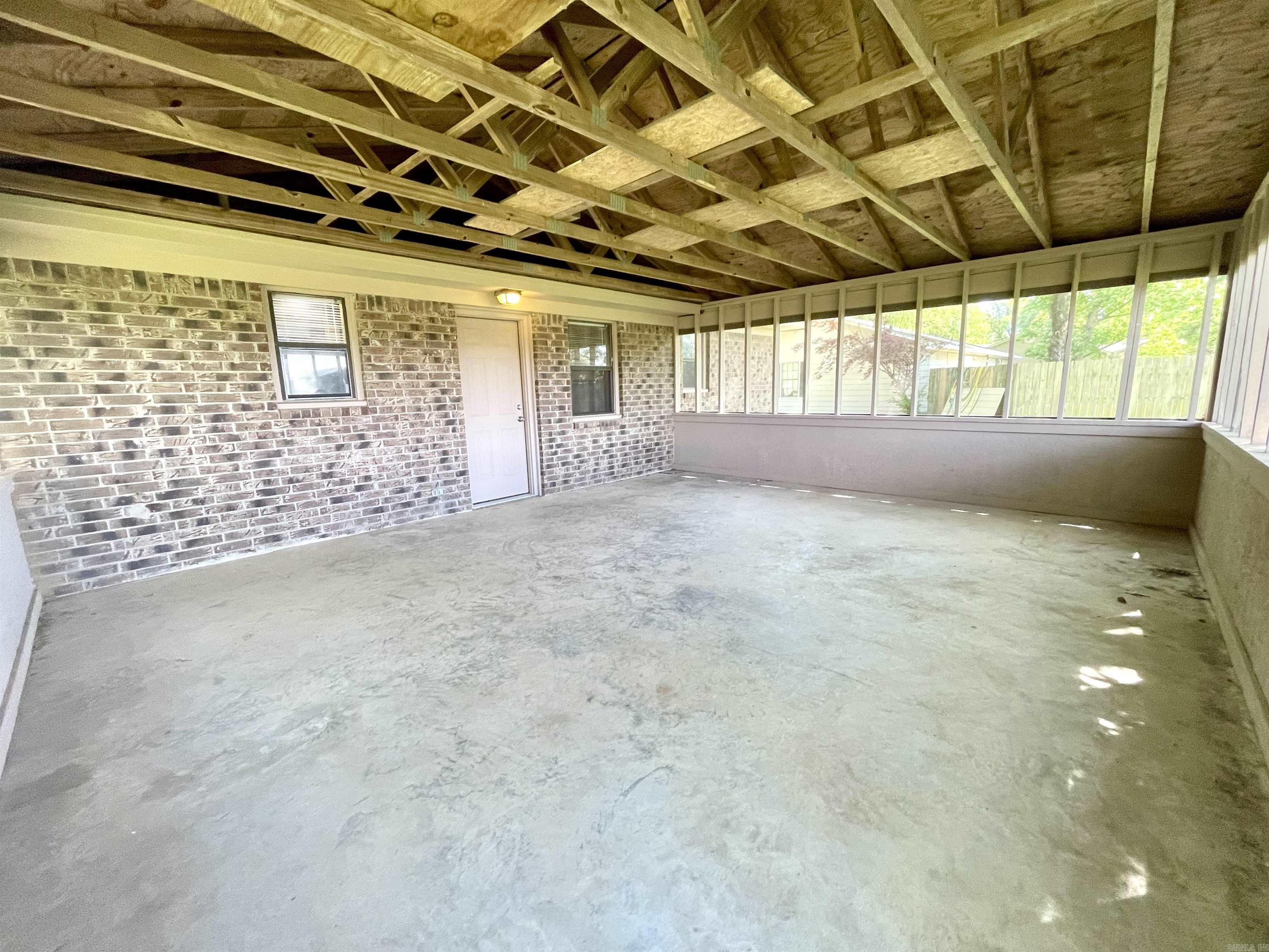119 Burton 119 S Burton Lepanto, AR