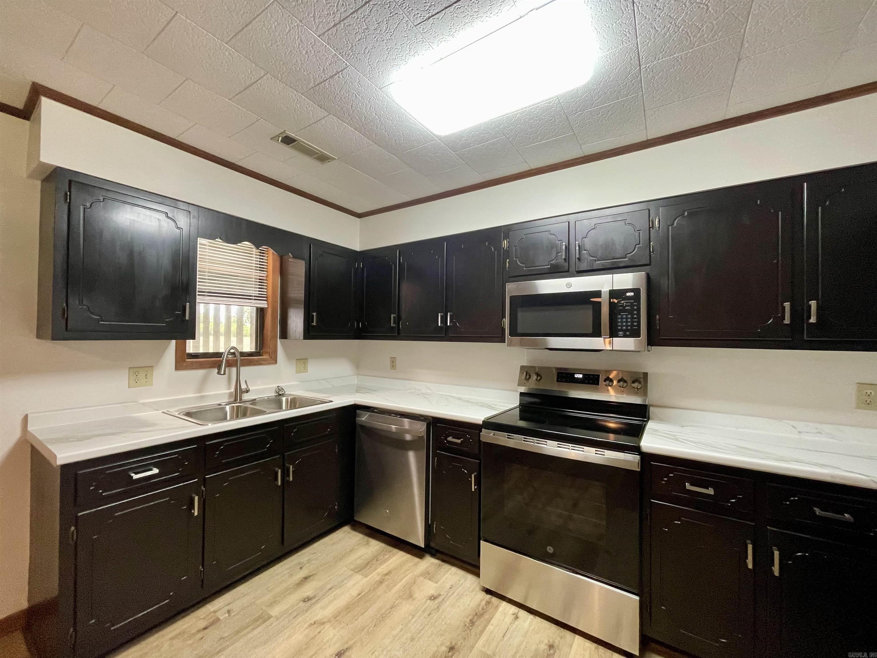 119 Burton 119 S Burton Lepanto, AR