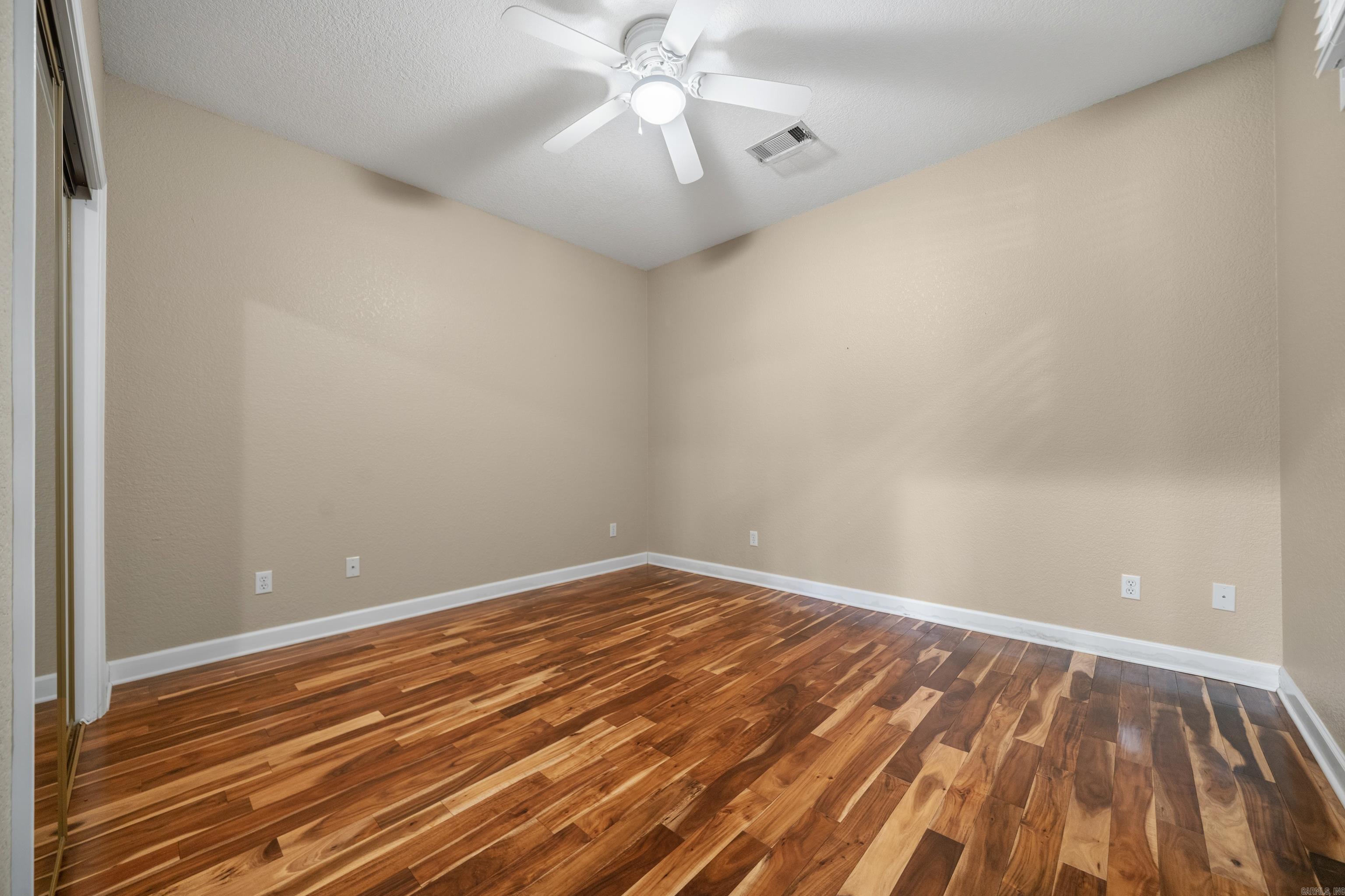 102 Waterfront  Hot Springs, AR