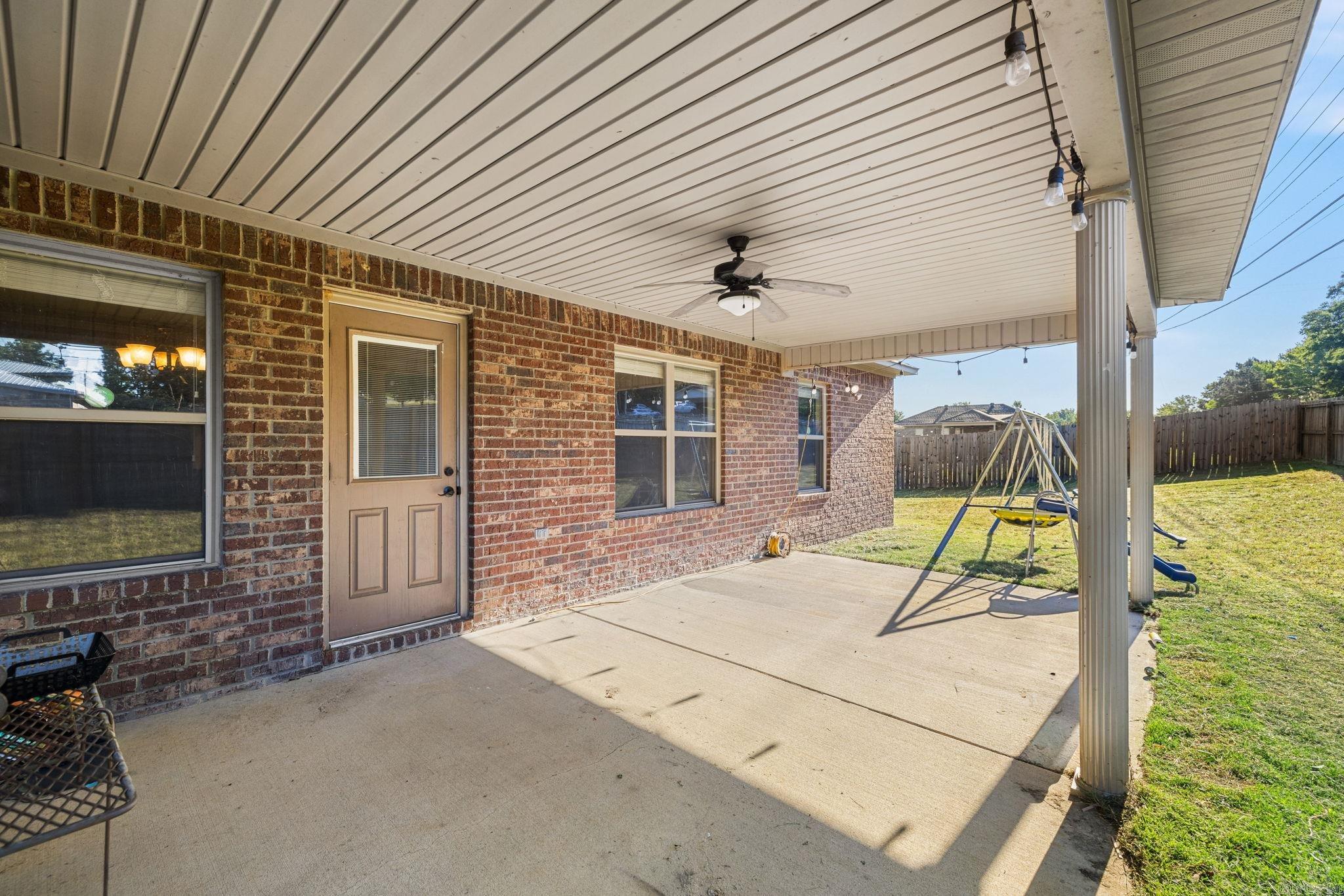 212 Sierra Cove  Austin, AR