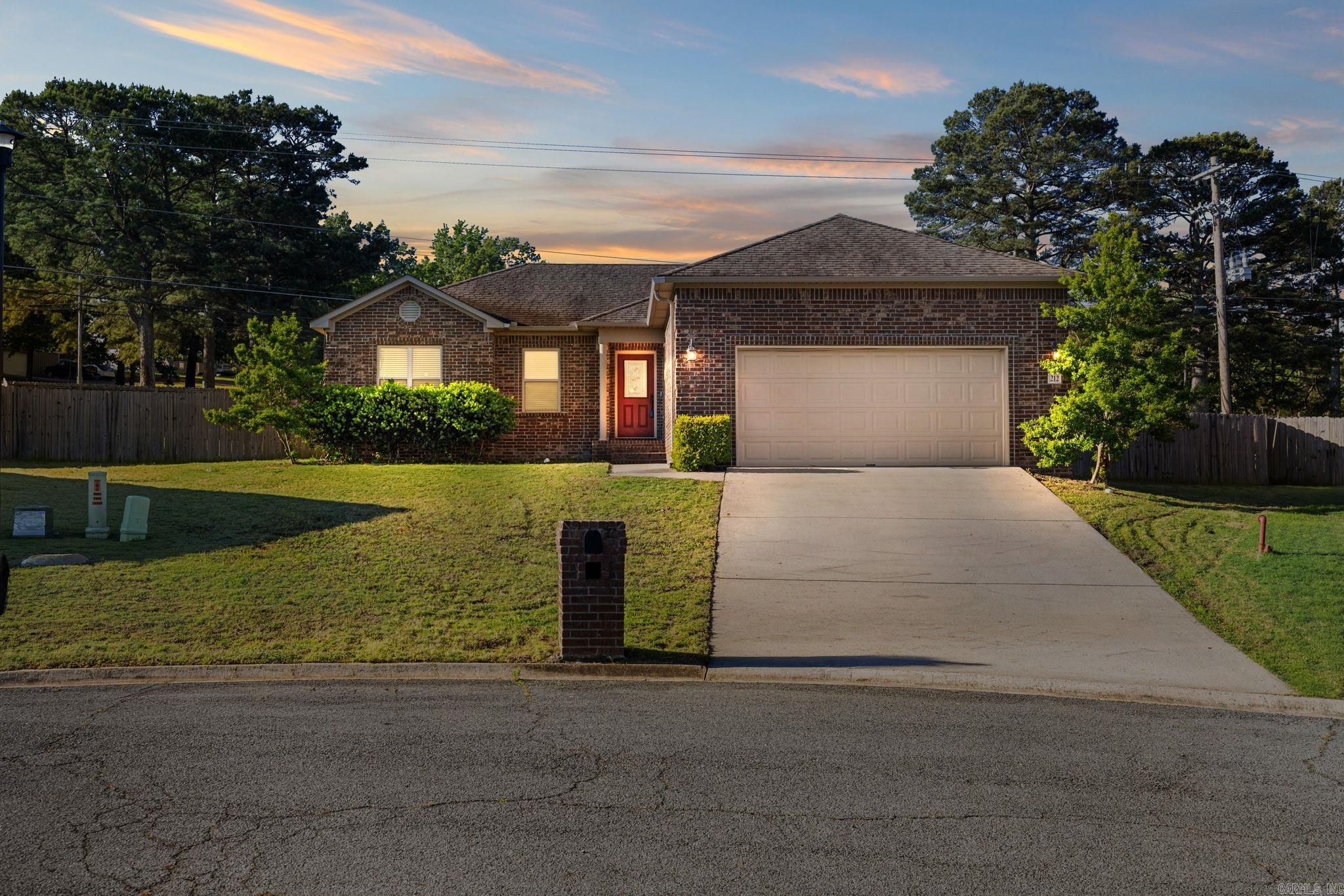 212 Sierra Cove  Austin, AR
