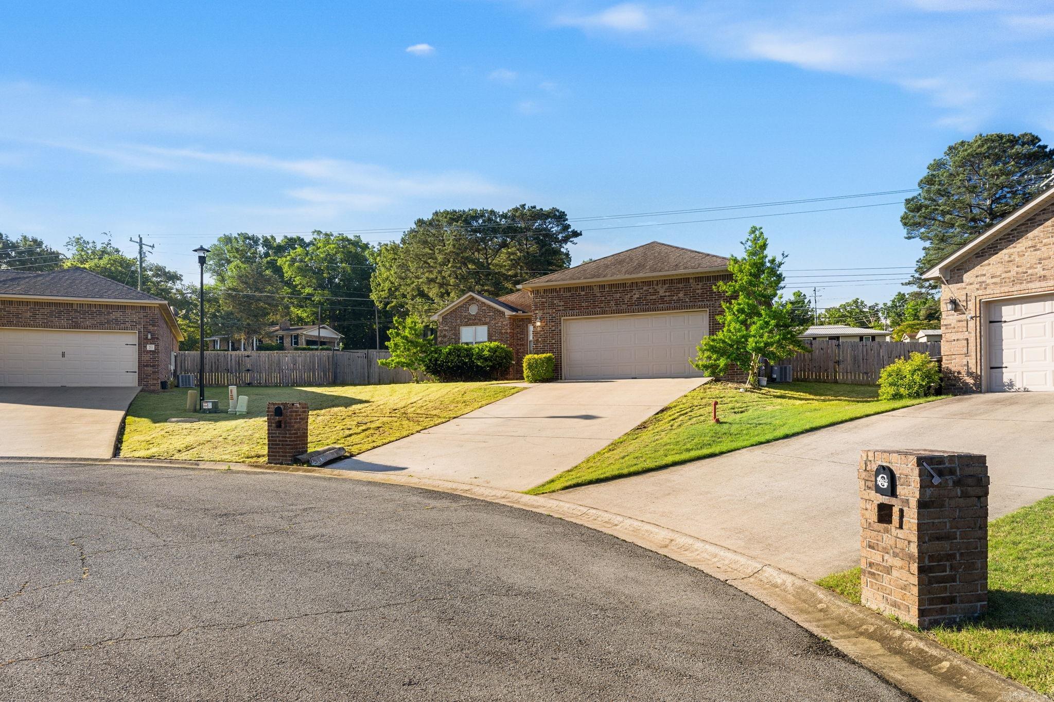 212 Sierra Cove  Austin, AR