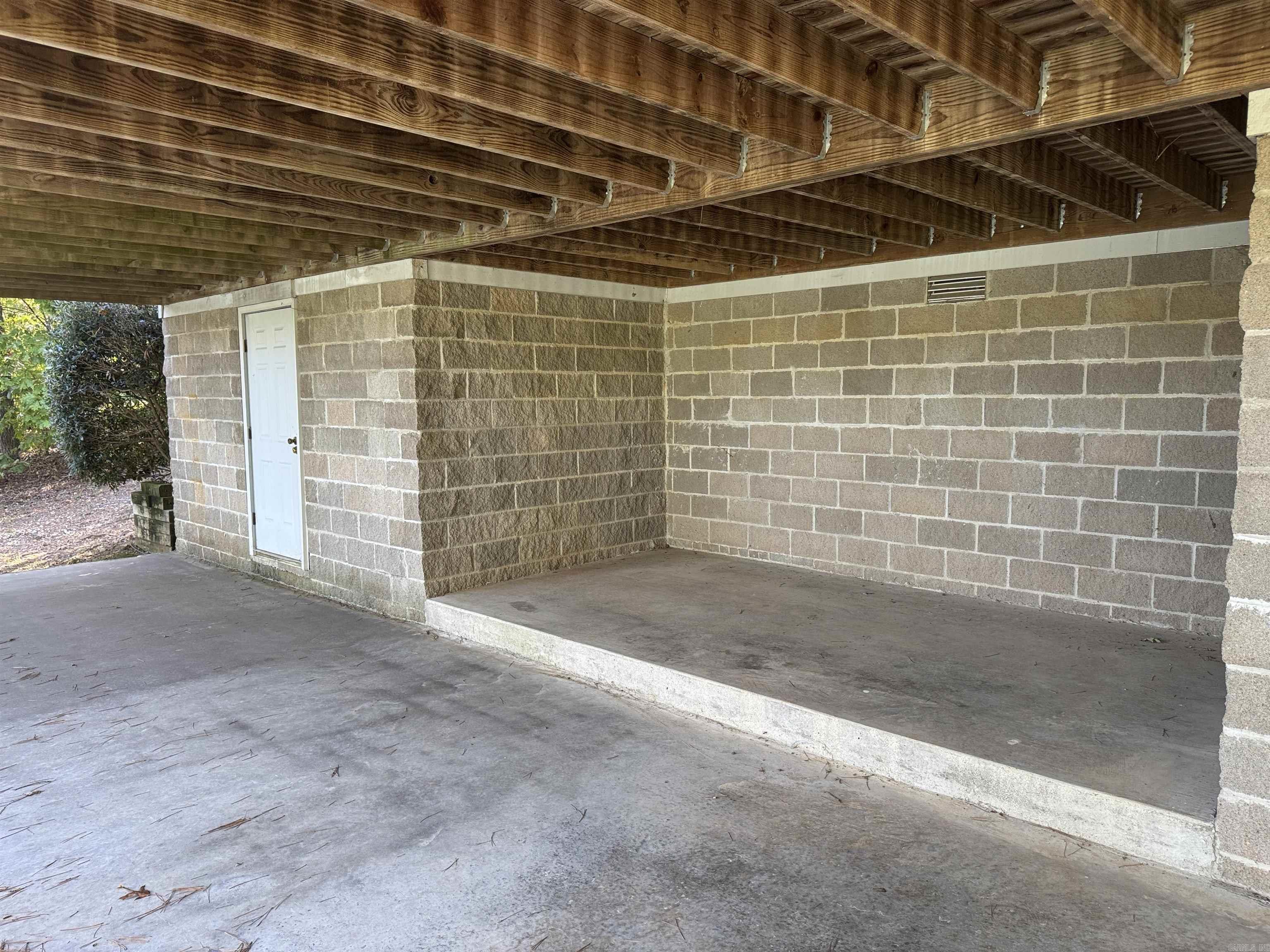 650 Davidson  Greers Ferry, AR