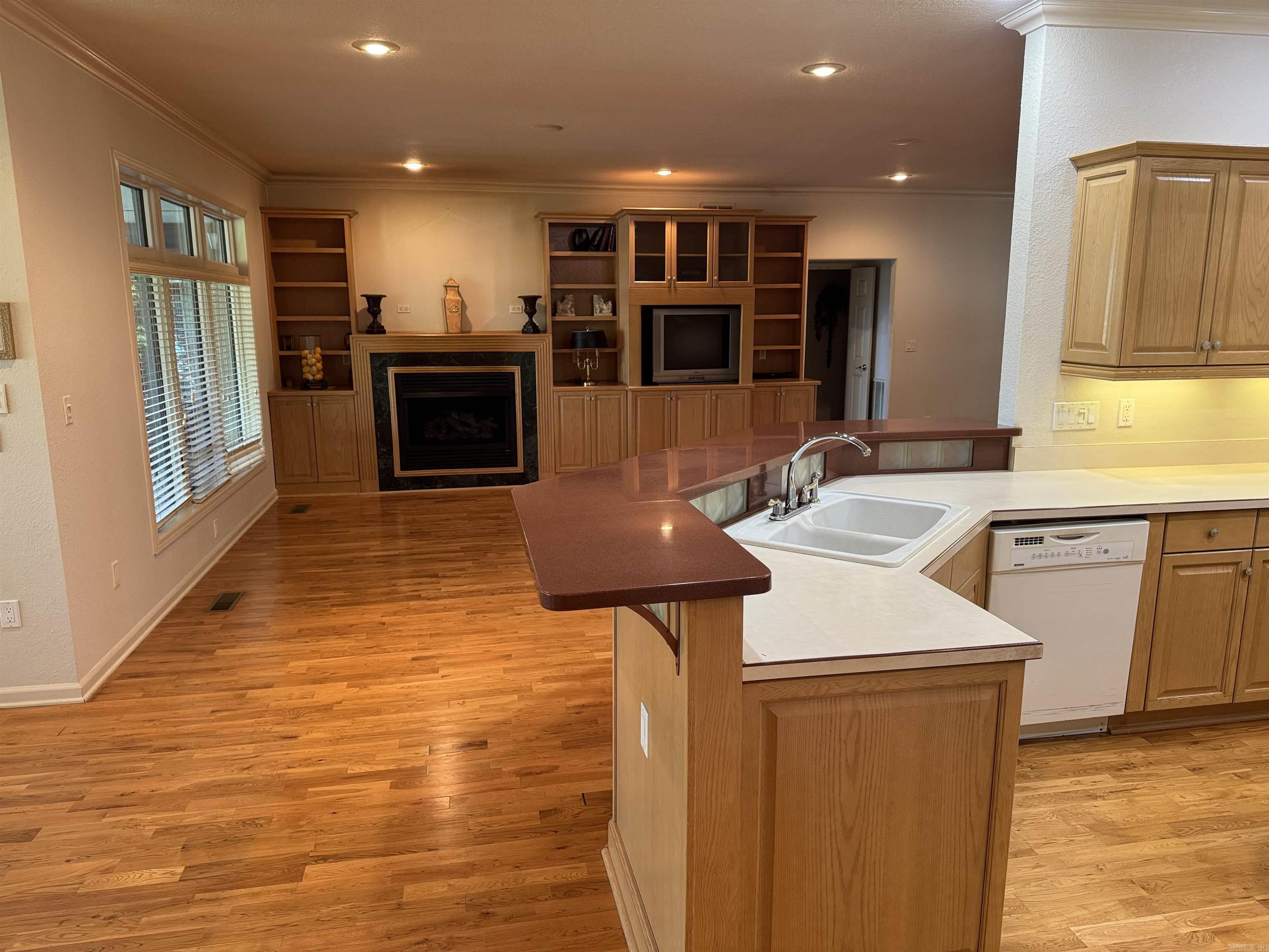 650 Davidson  Greers Ferry, AR