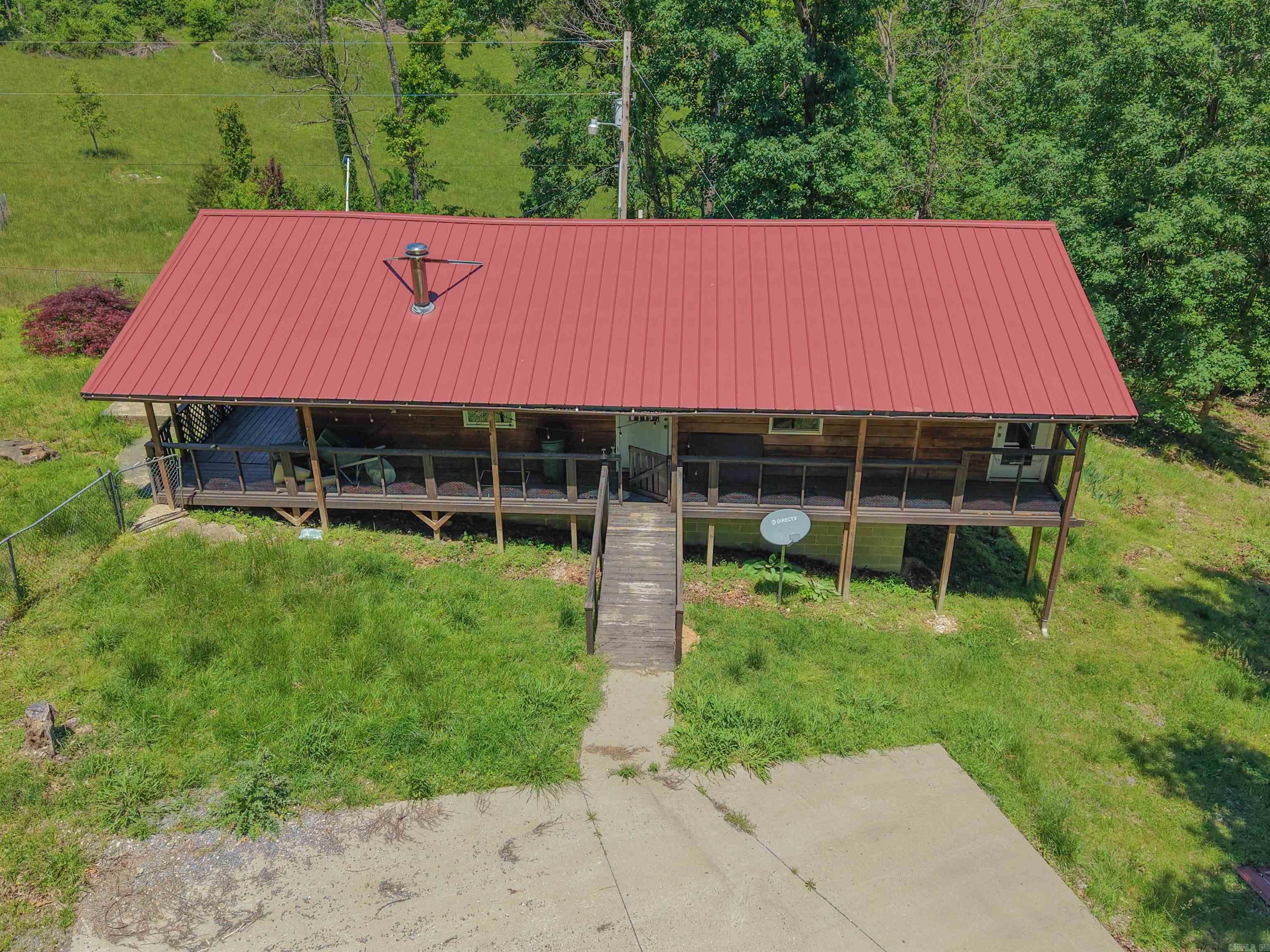 500 Pine Grove Ln  Marshall, AR