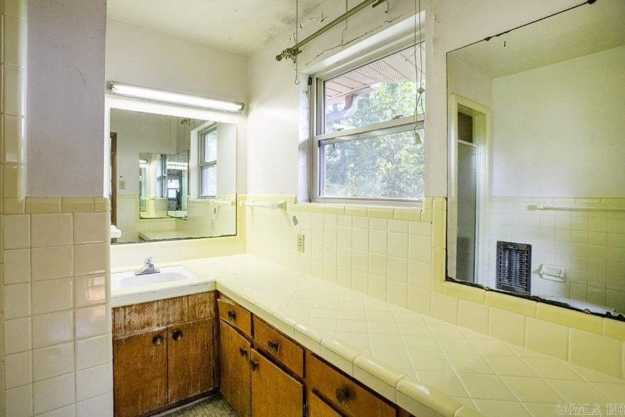 4 Talmage Drive  Little Rock, AR
