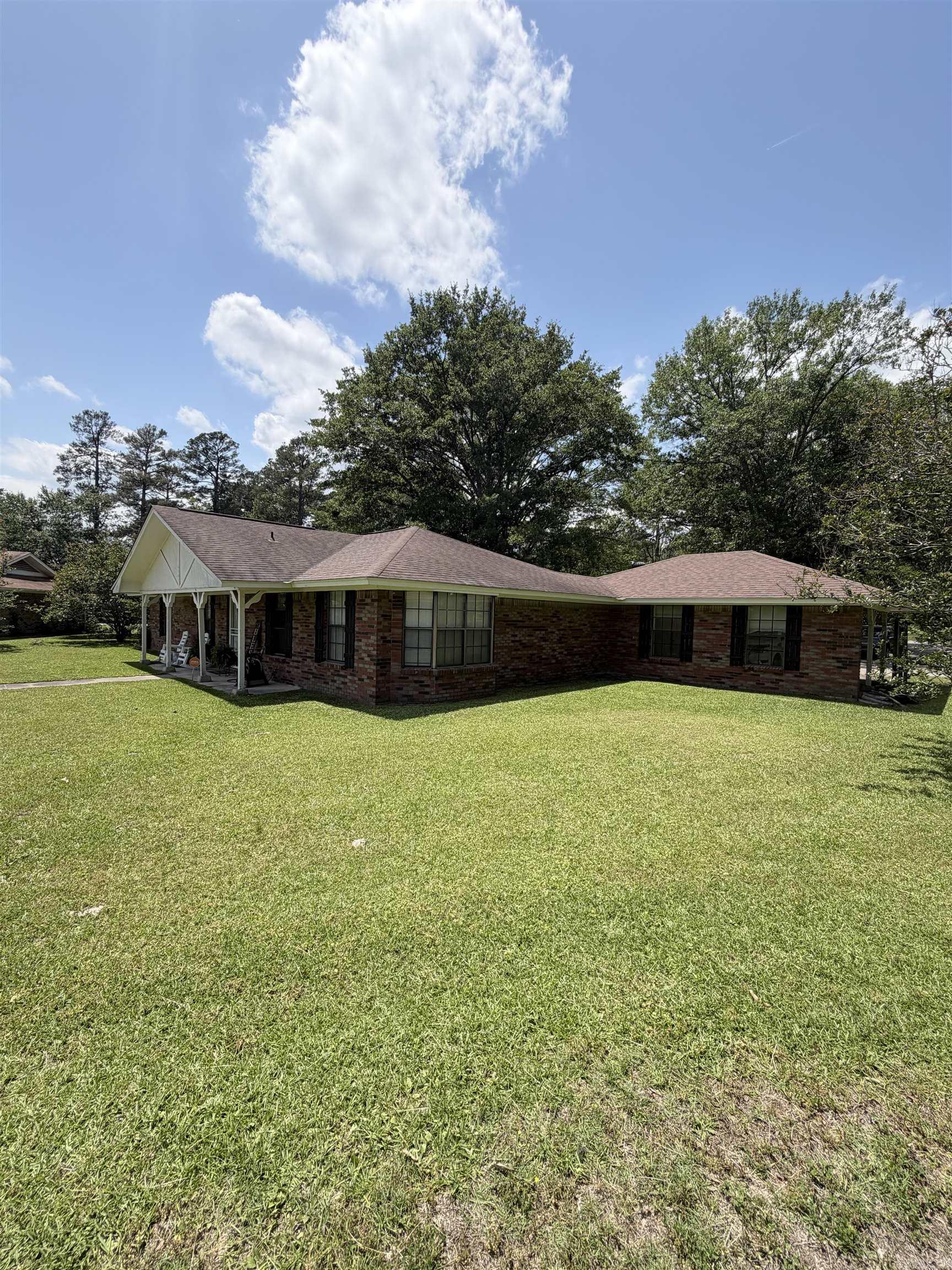 6807 Mount Nebo  Pine Bluff, AR