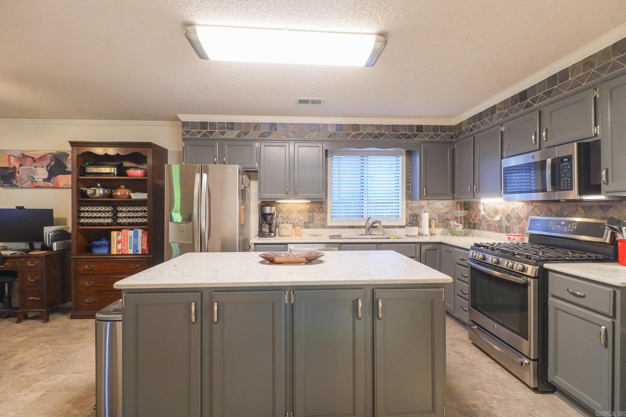 2912 Greenbriar  Jonesboro, AR