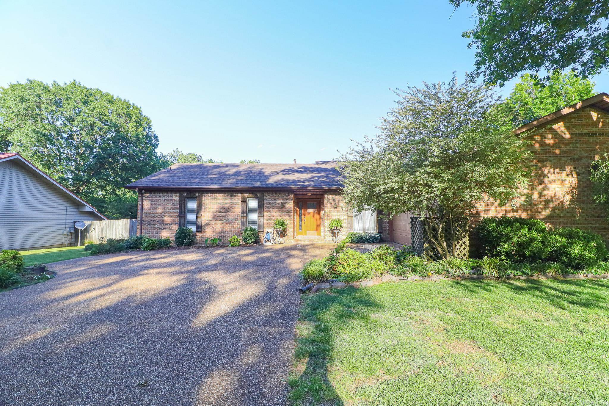 2912 Greenbriar  Jonesboro, AR