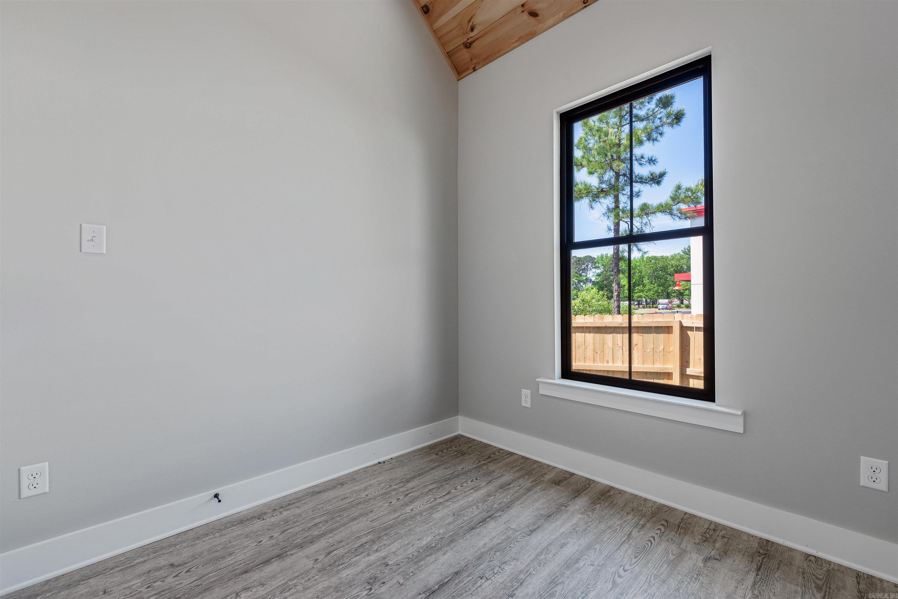 105 Easy Street  Maumelle, AR