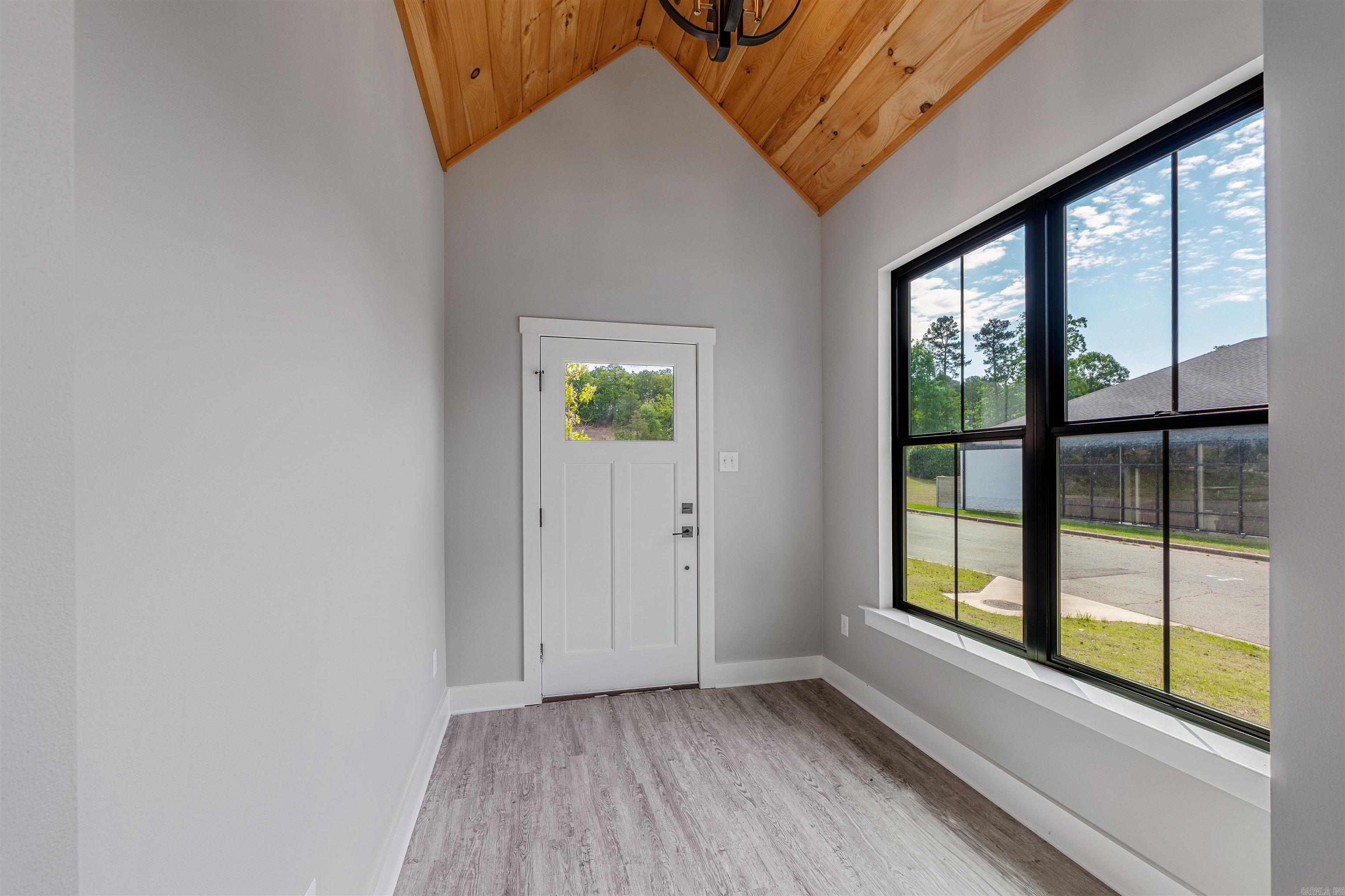 105 Easy Street  Maumelle, AR