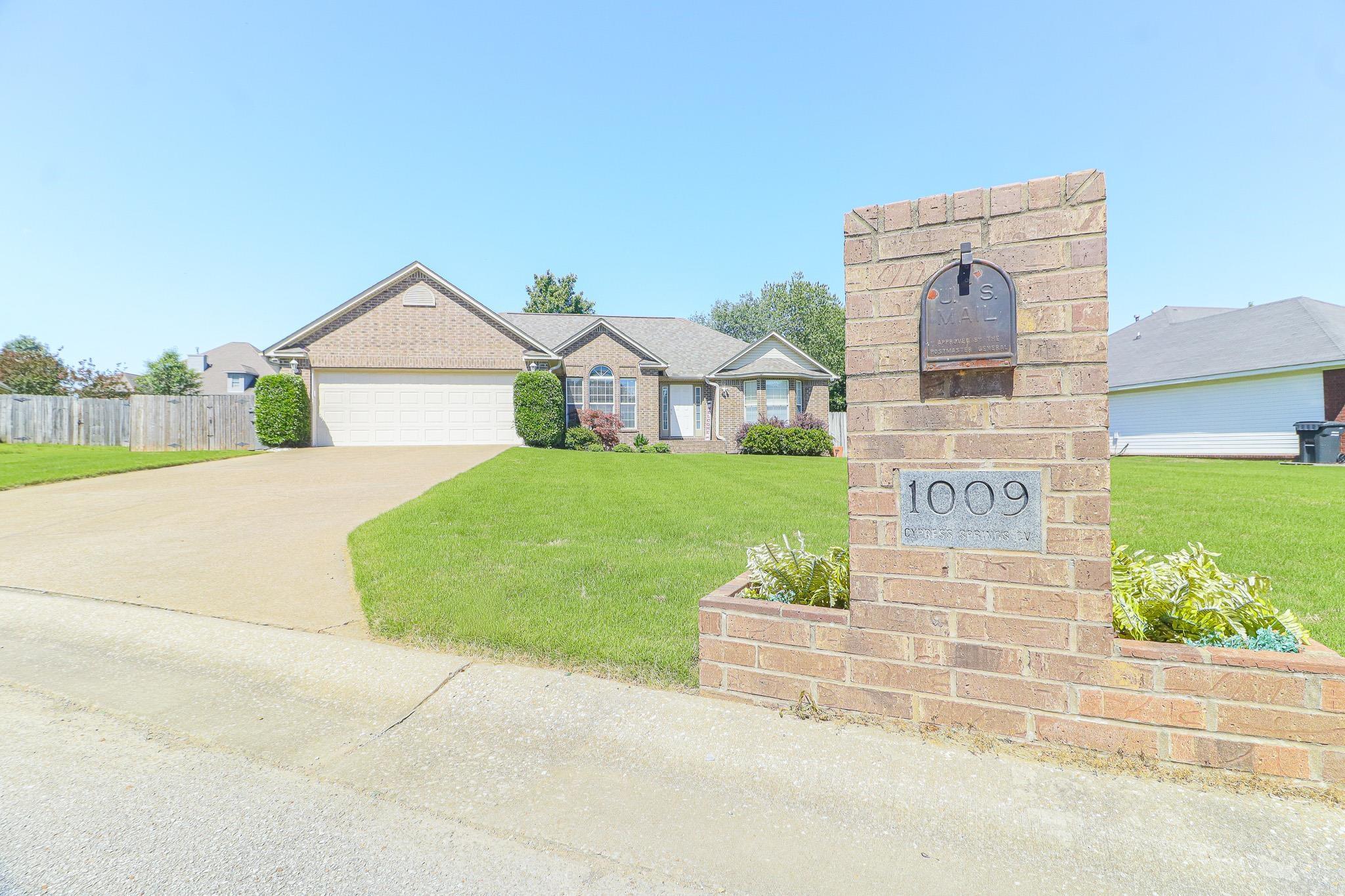 1009 Cypress Springs  Jonesboro, AR
