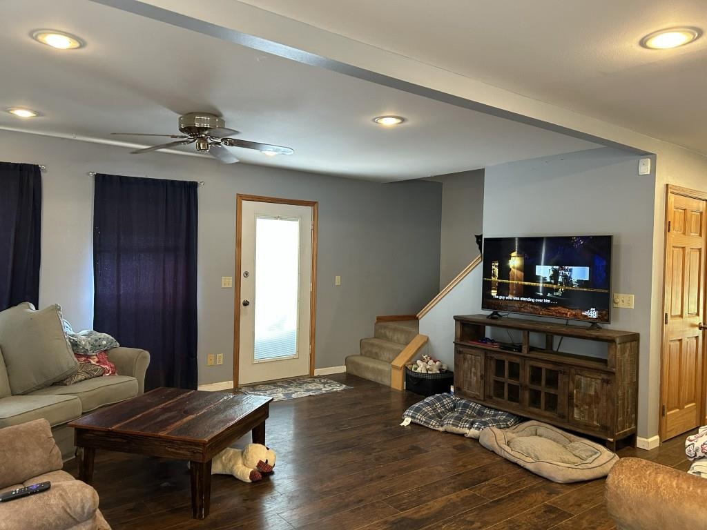 1795 Hillcrest  Mountain View, AR