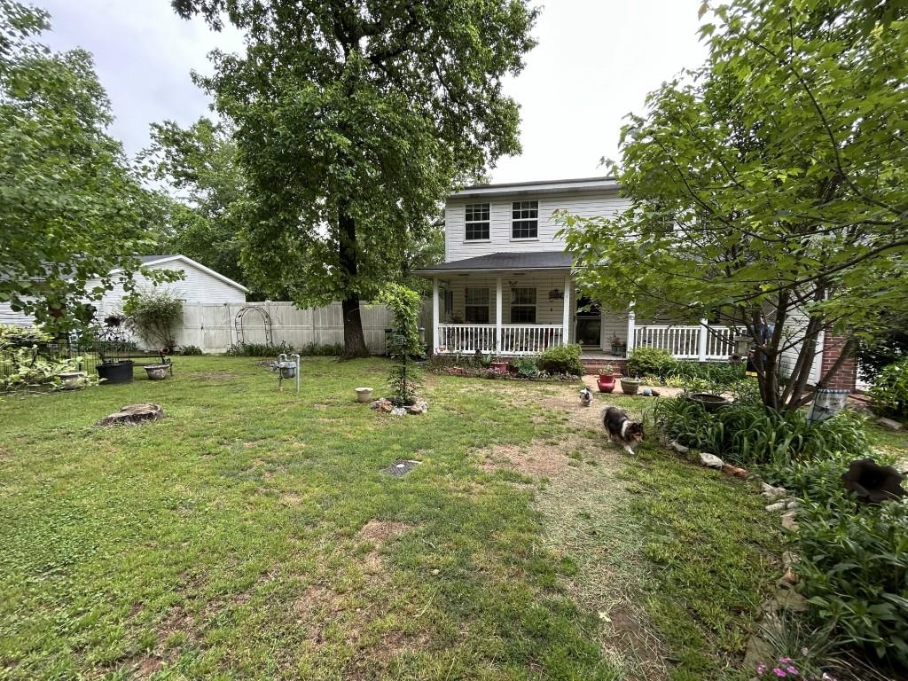 1795 Hillcrest  Mountain View, AR
