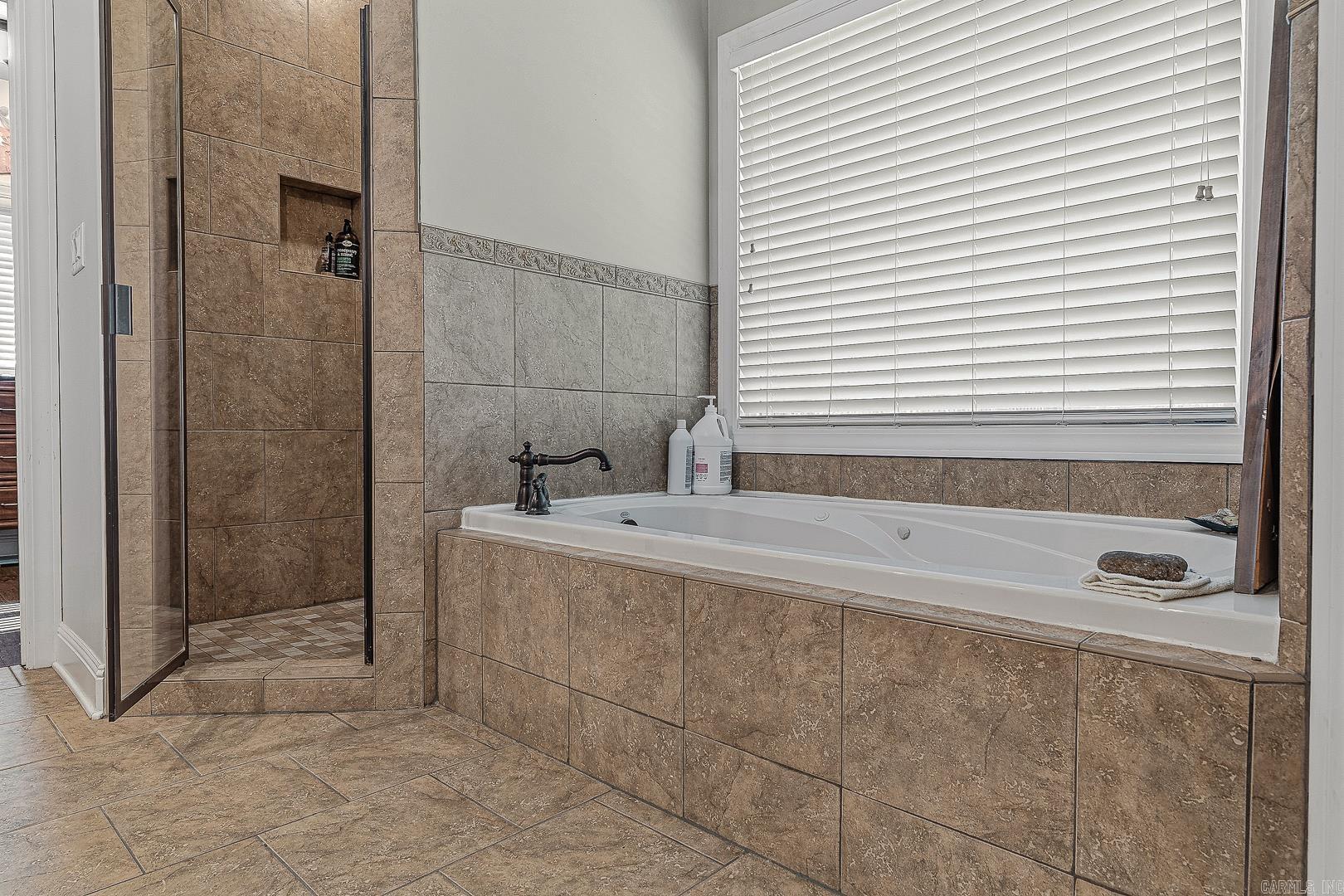 3807 Wolf Chase  Jonesboro, AR
