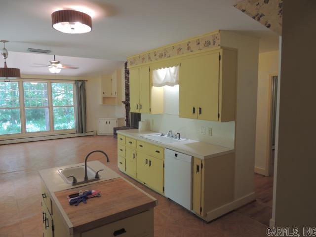 205 W 7th  Sheridan, AR