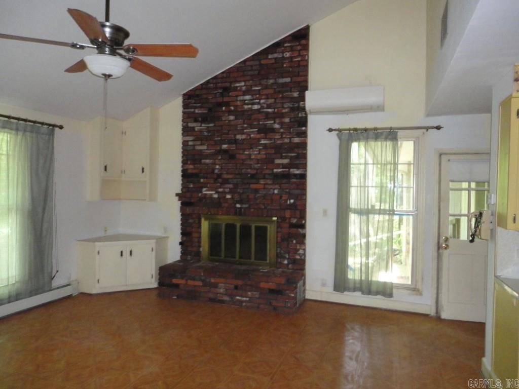 205 W 7th  Sheridan, AR