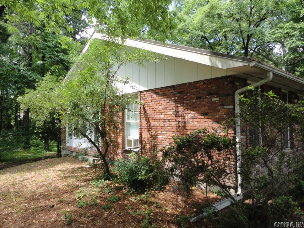 205 W 7th  Sheridan, AR