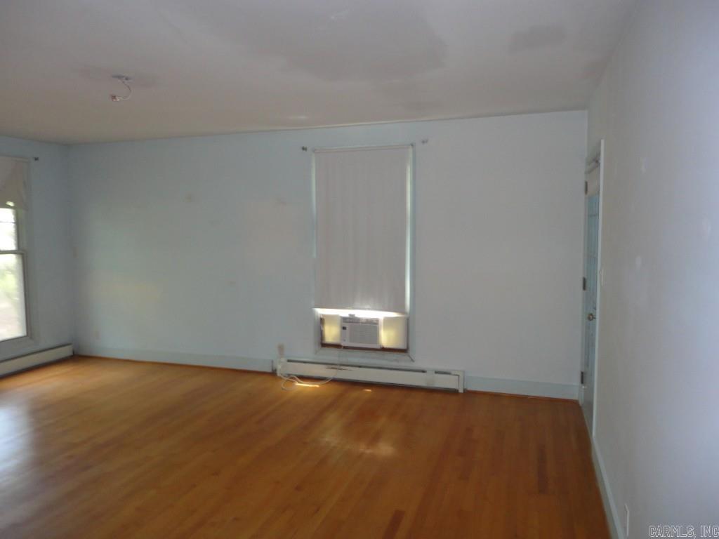 205 W 7th  Sheridan, AR