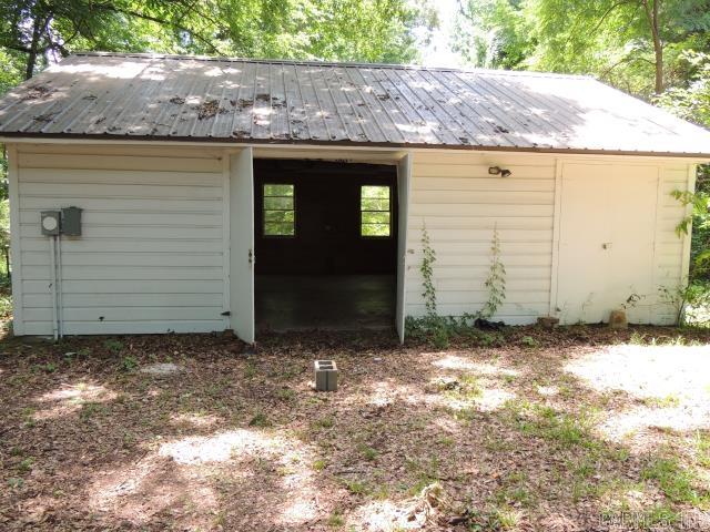 205 W 7th  Sheridan, AR