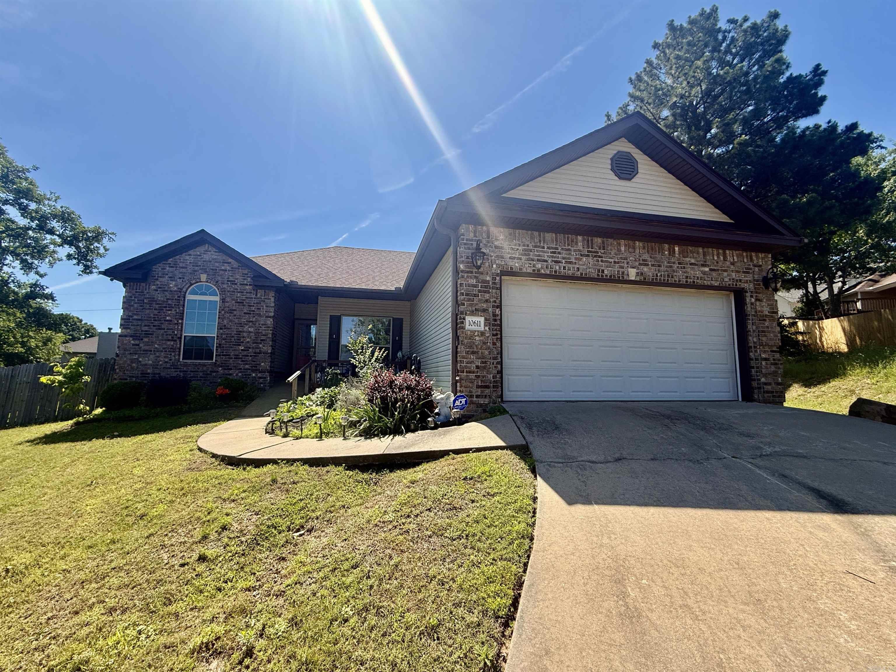 10611 Rockbrook Dr  Sherwood, AR